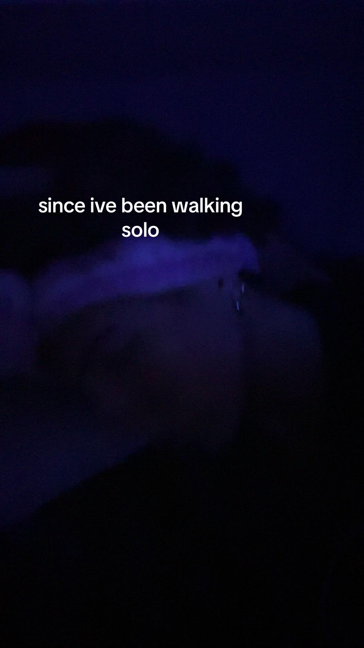@lola