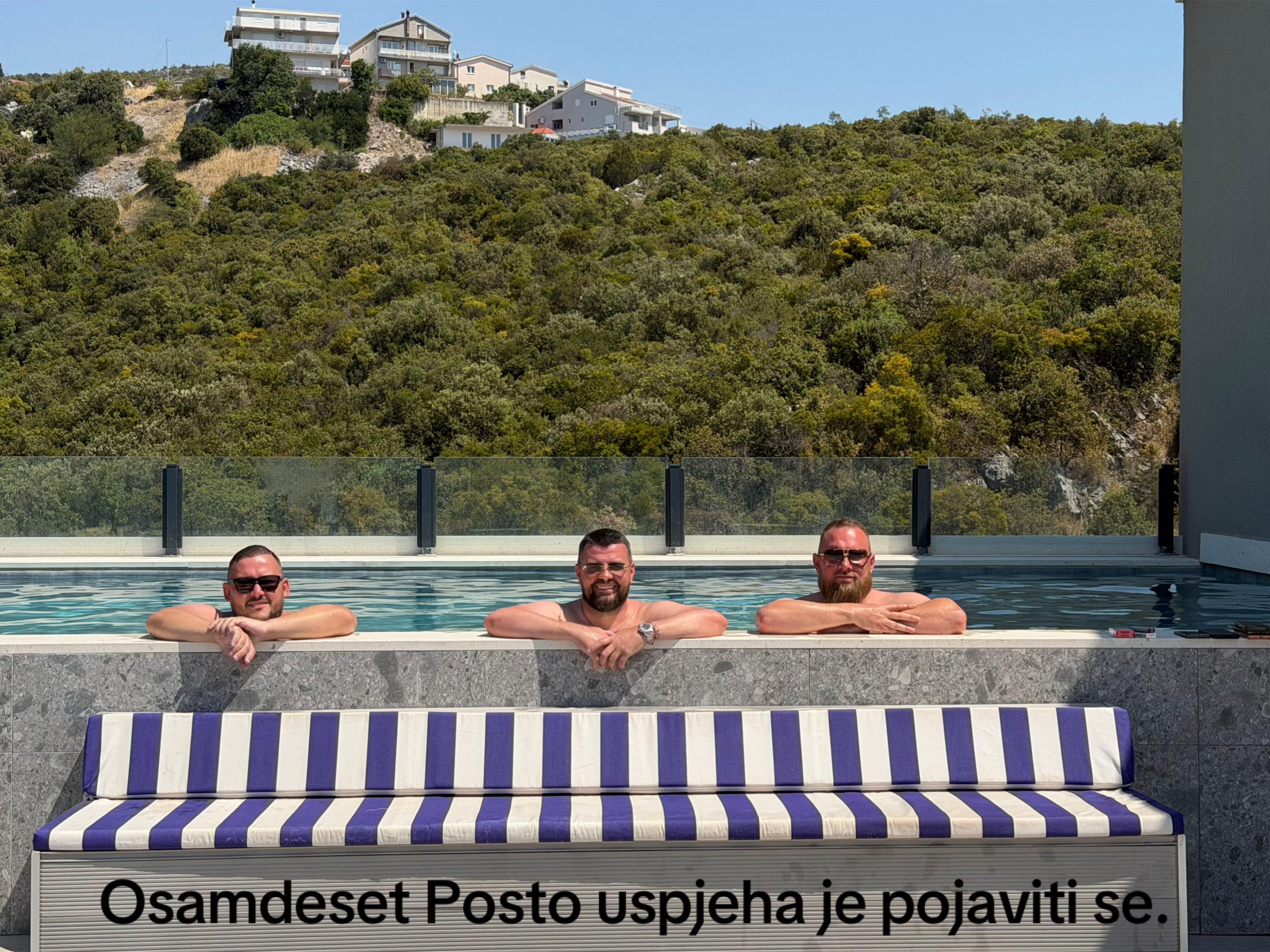 @Ivan Esma Barkijevic