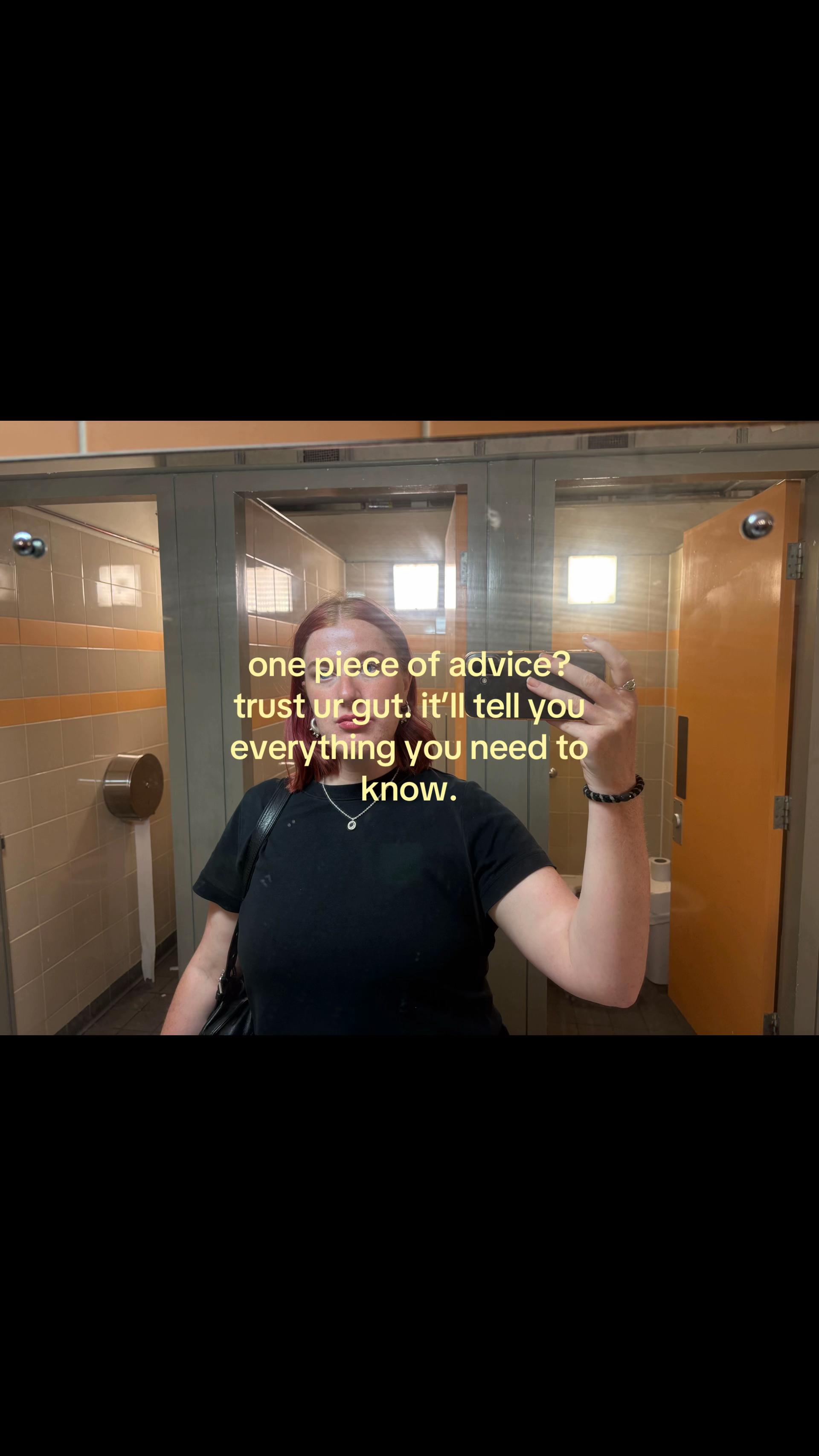 @chirhymeswithtea