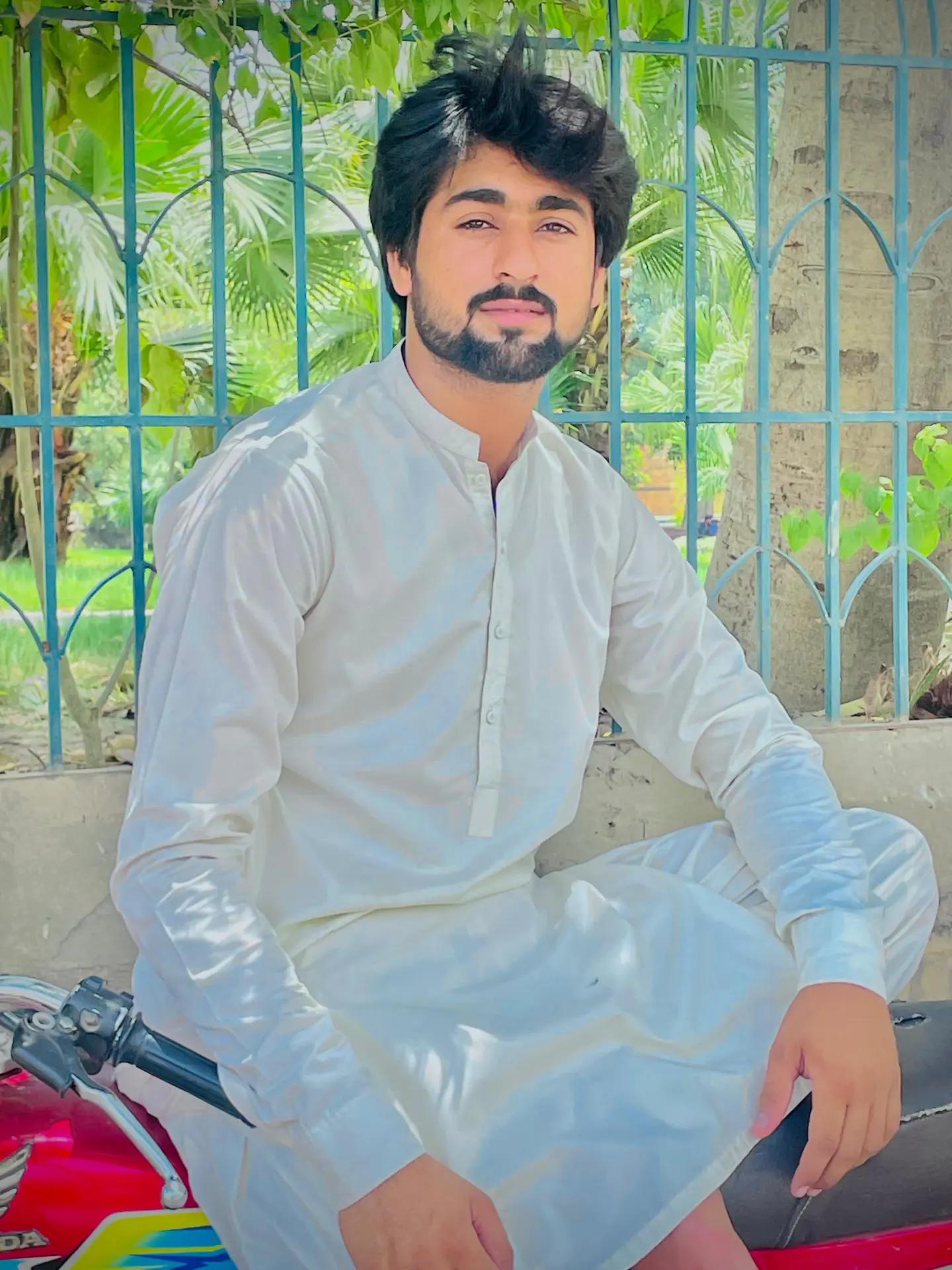 @🤕Jadi khan💔