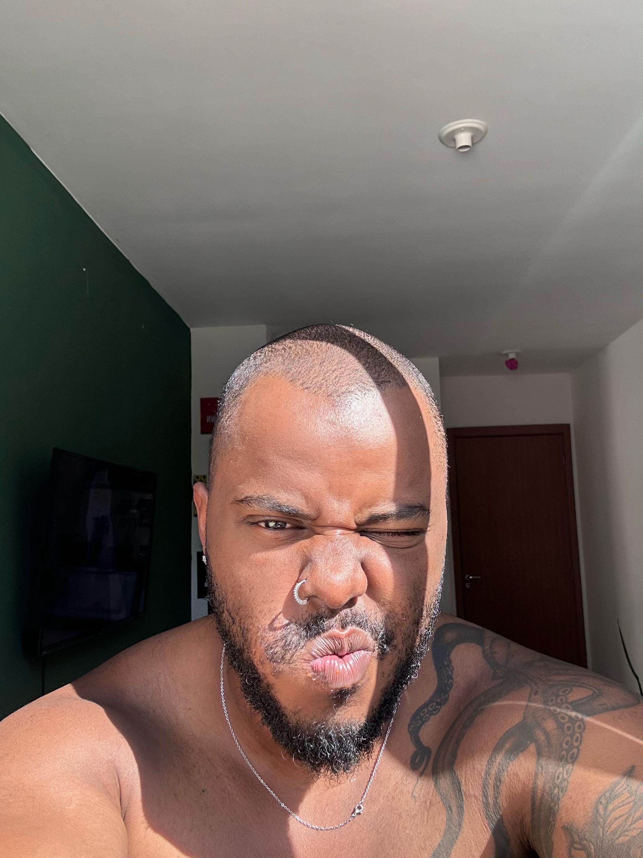 @eduardotomaxz