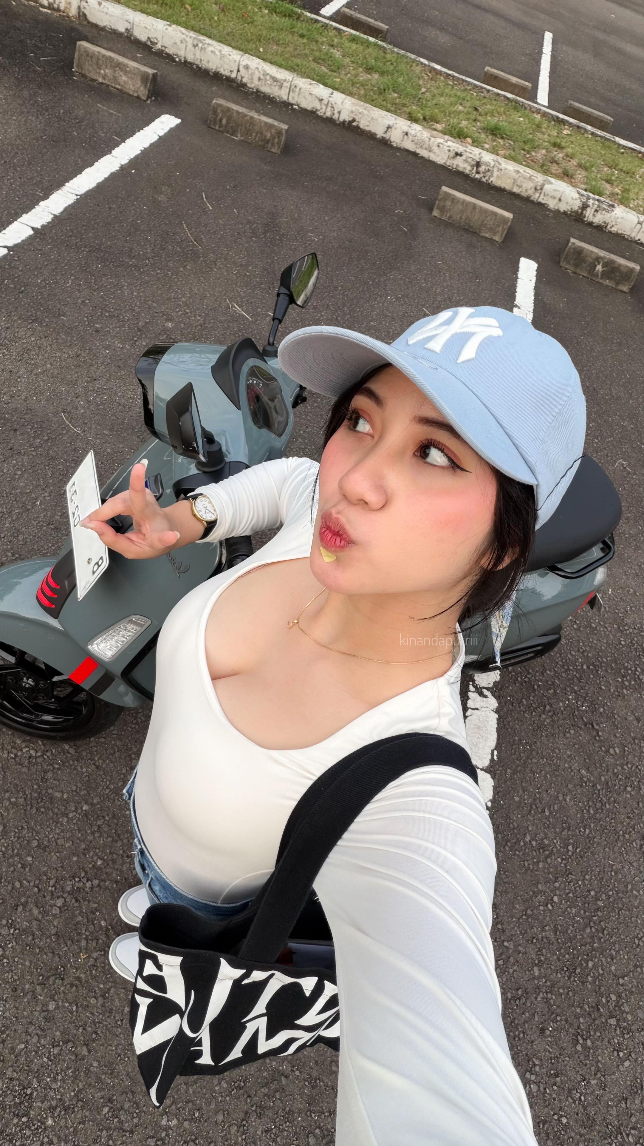 @kinandaputriii