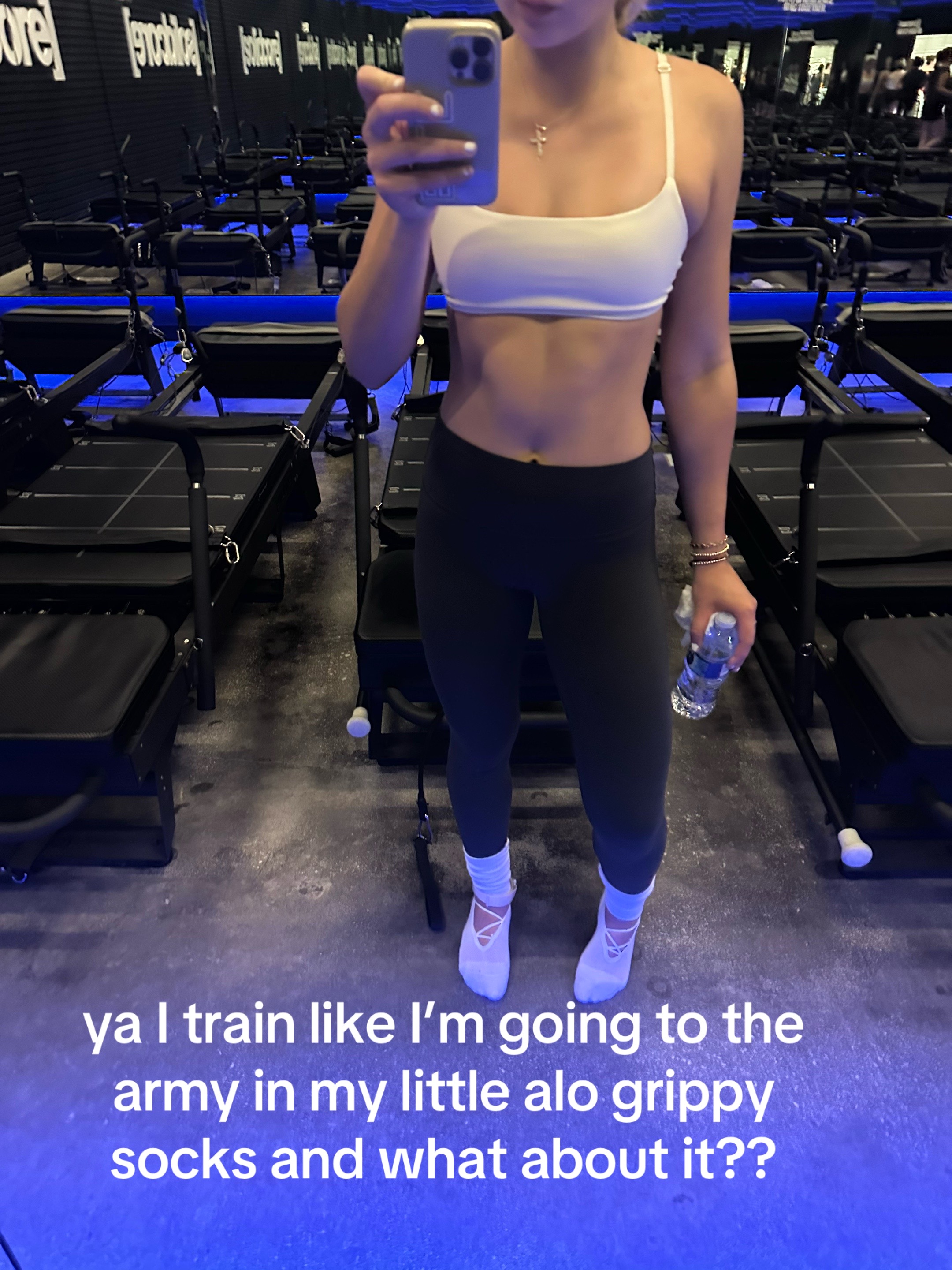 @ELLE SOPHIA