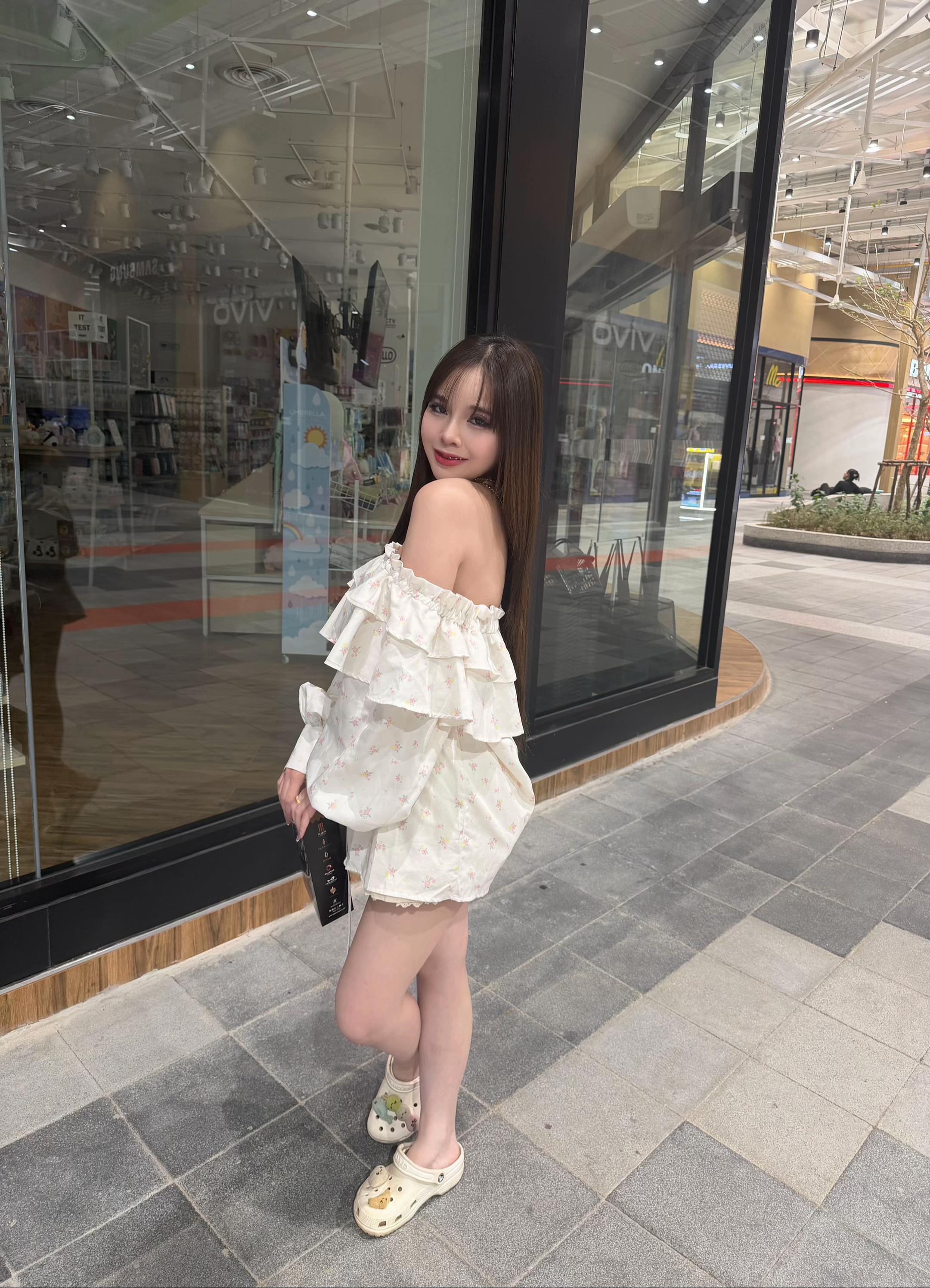 @khxofxnzz_