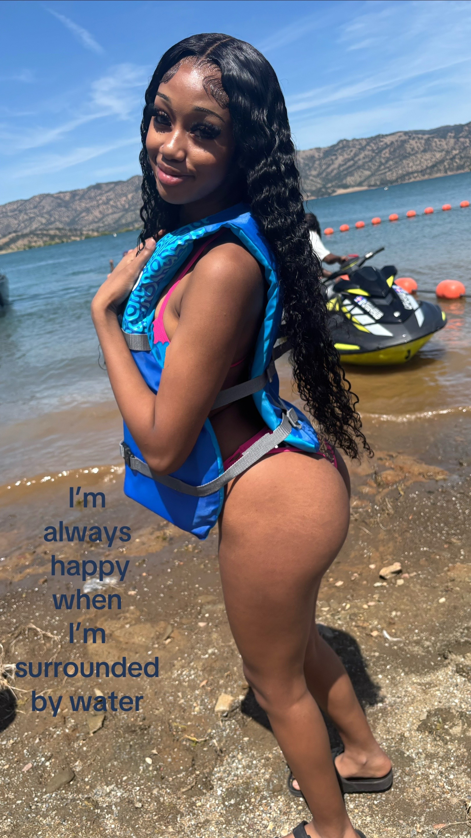 @mouthfullofninii