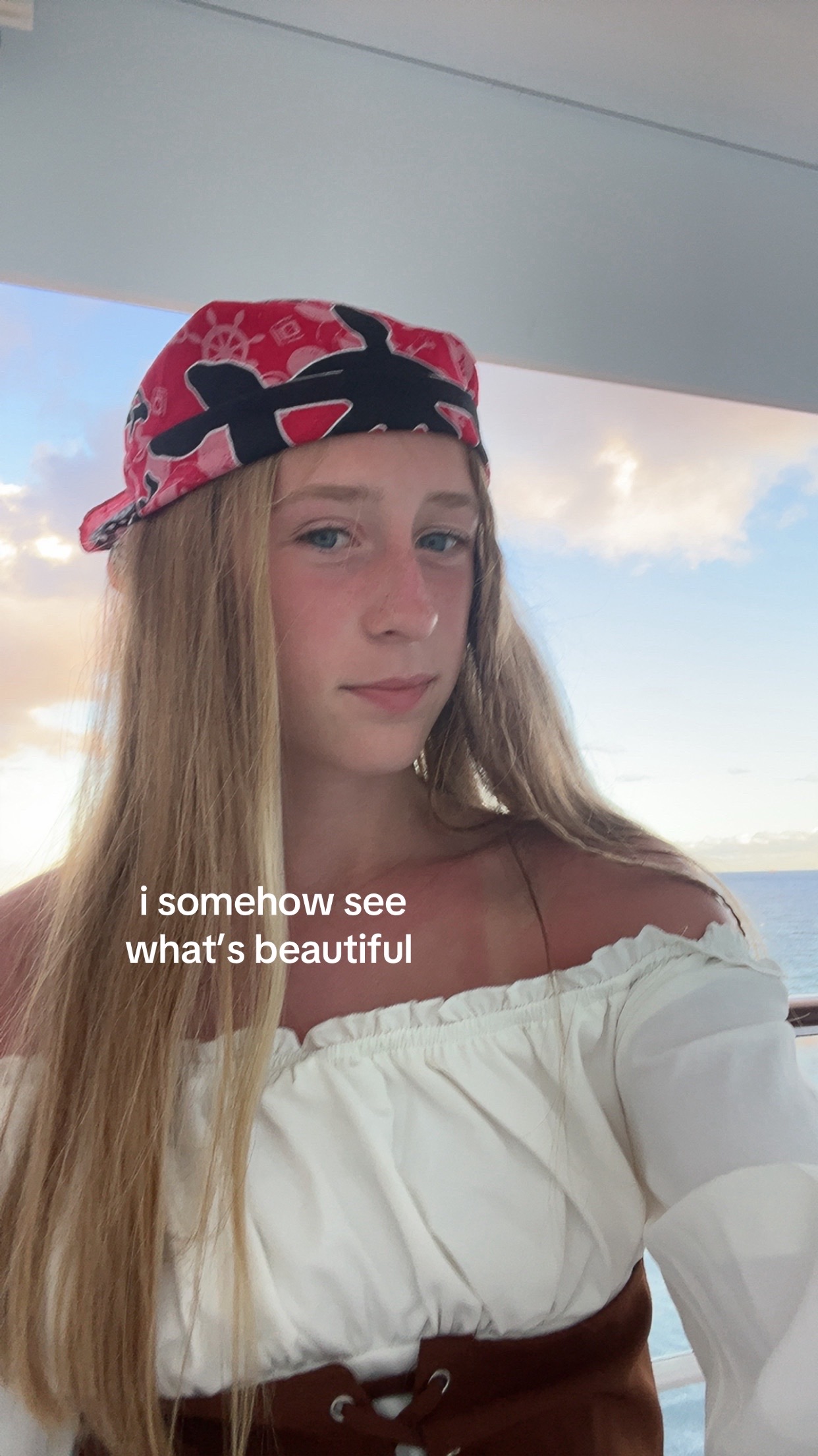 @__chlo6