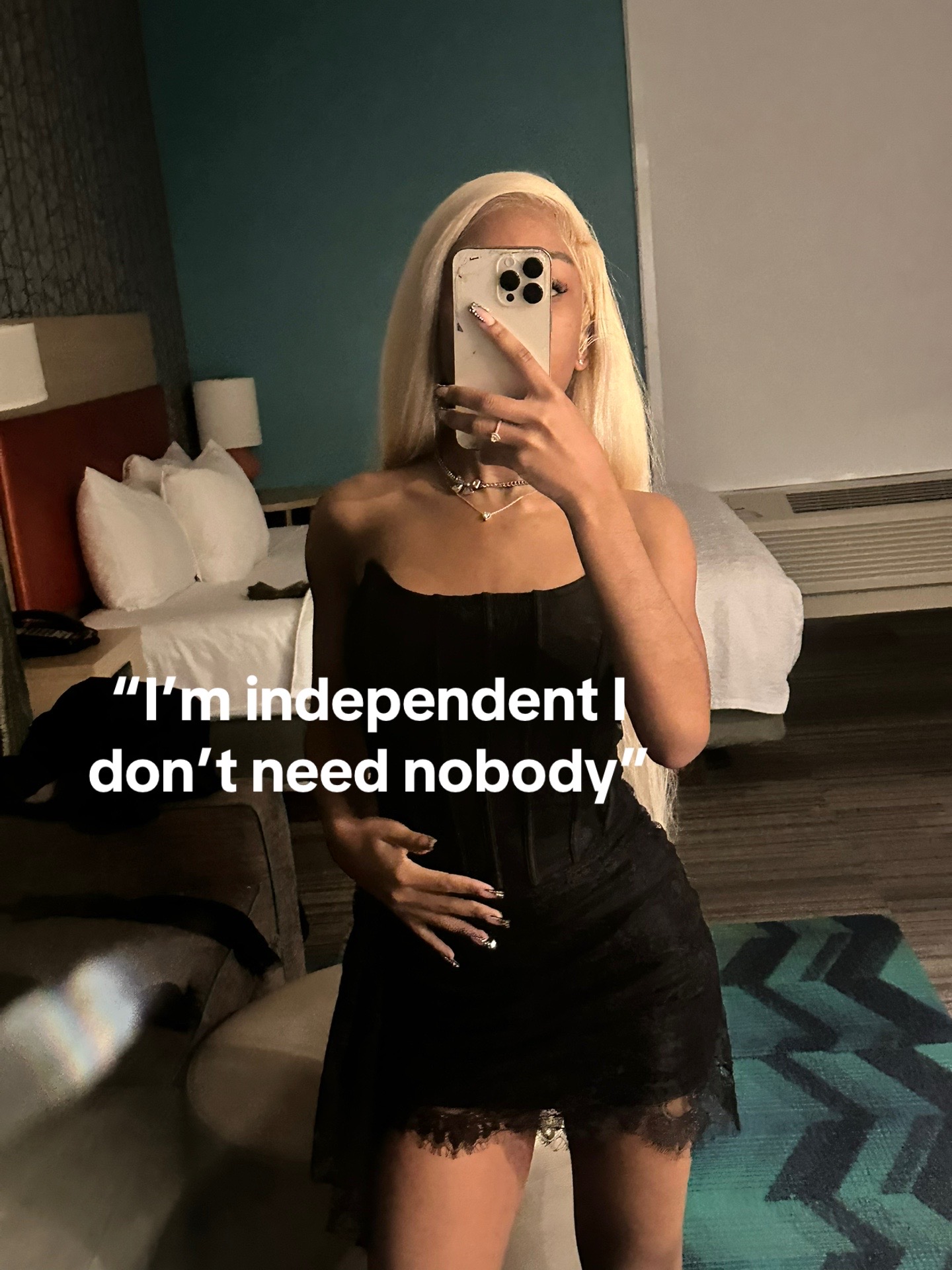 @😘