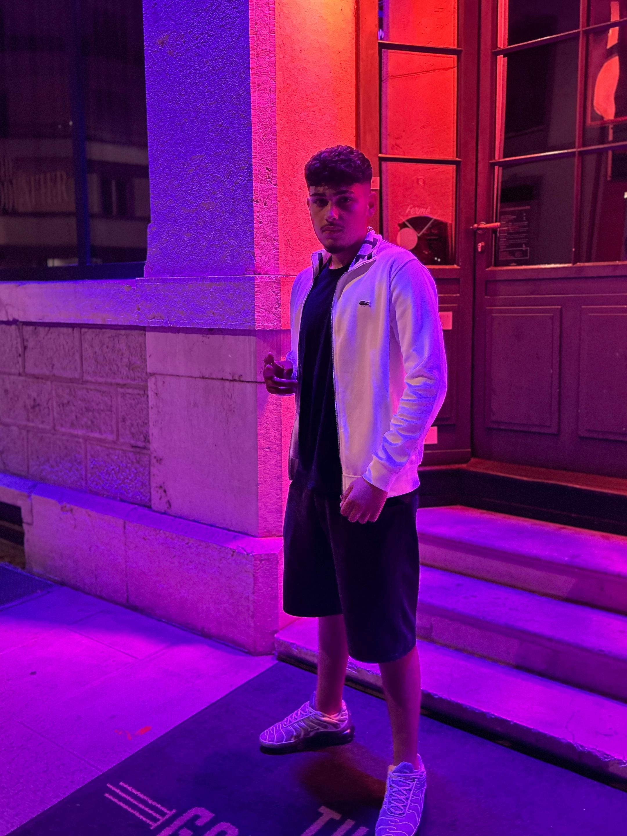 @Italianul