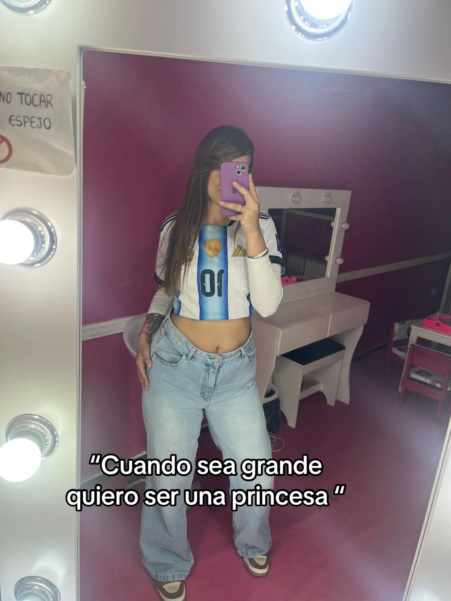 @Mili cast