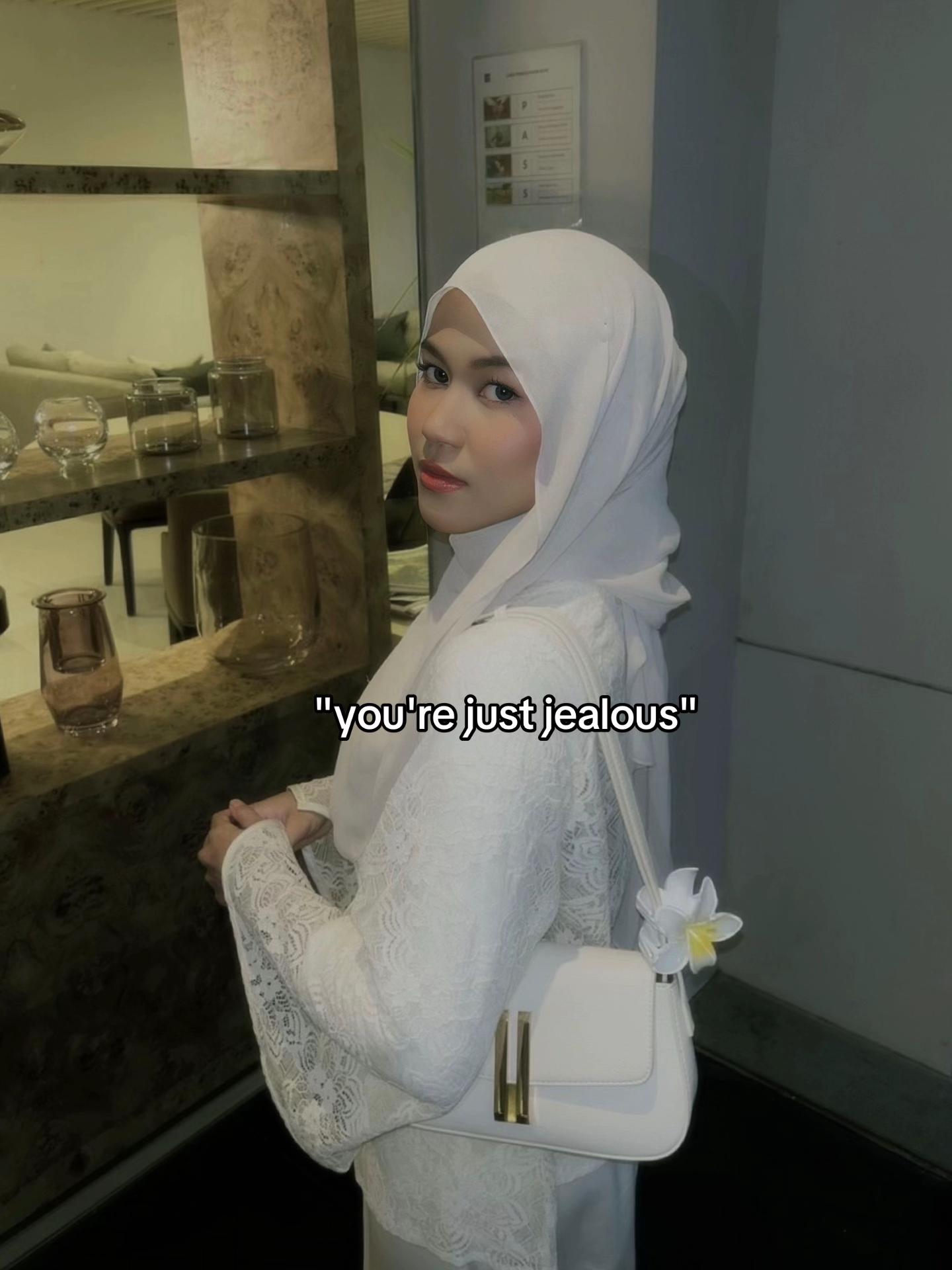 @indahyel