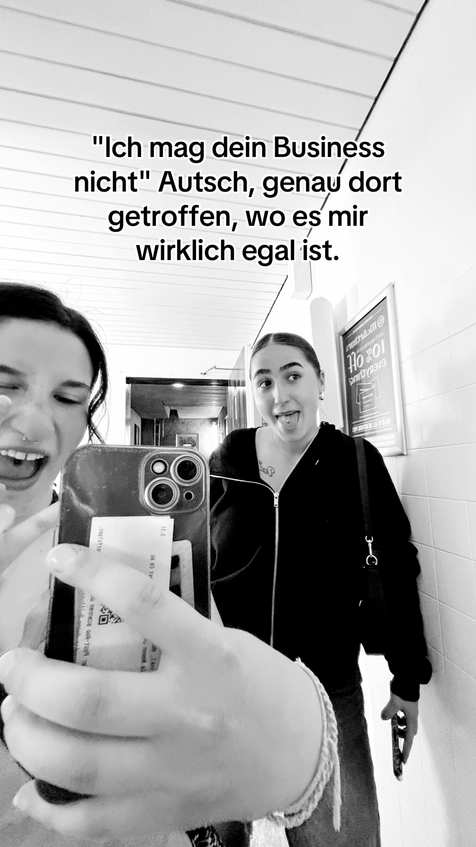 @lauraaischa