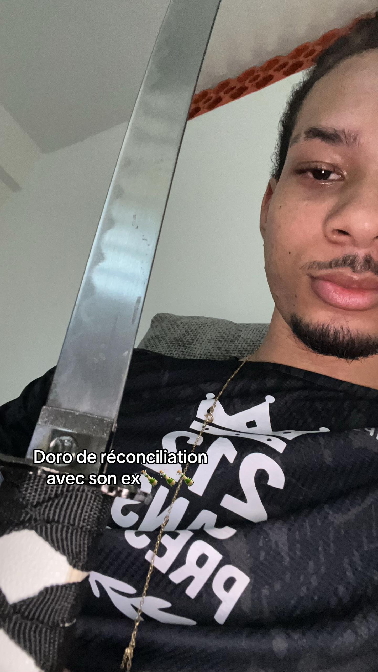 @???