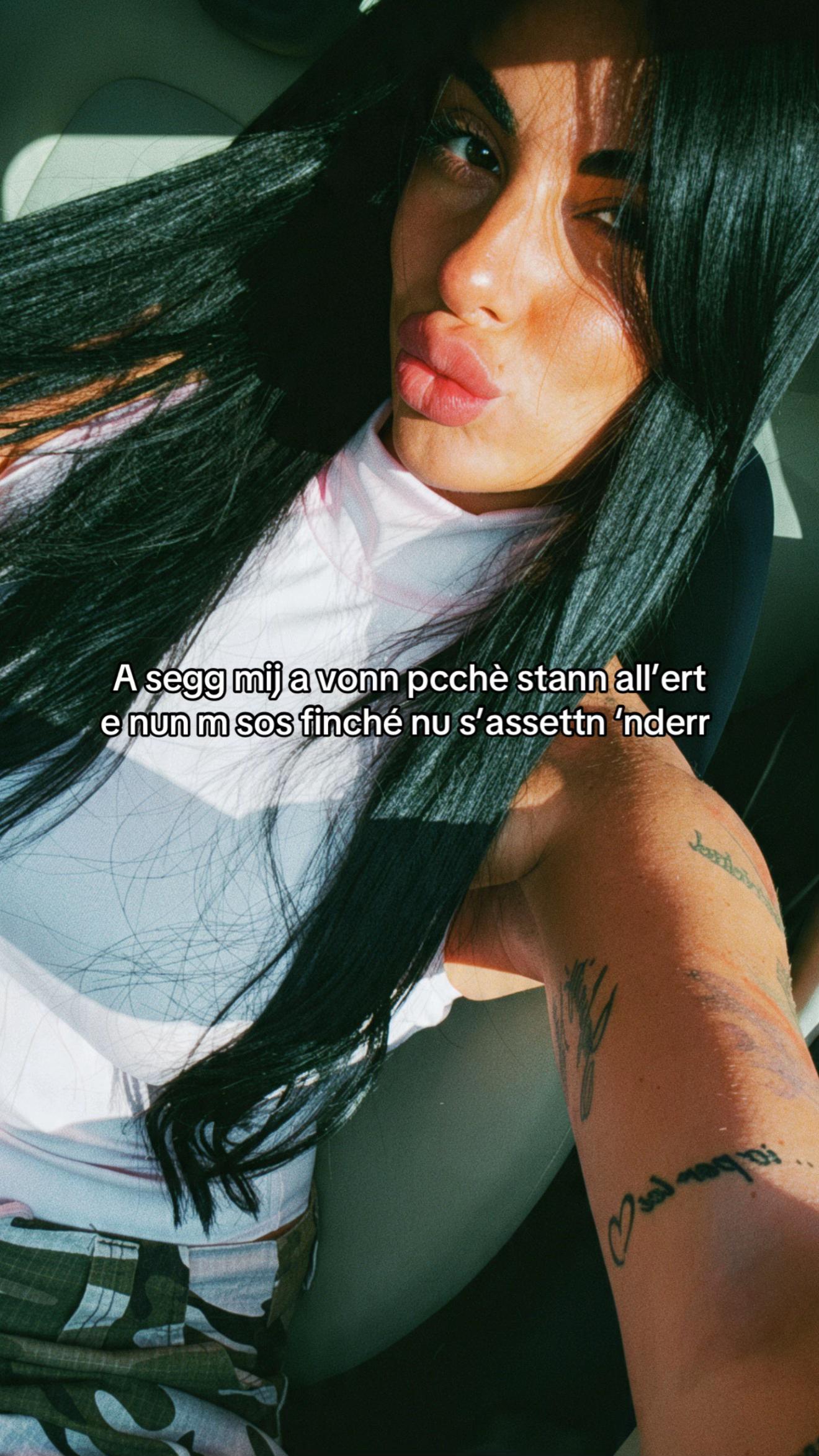 @V 🫧