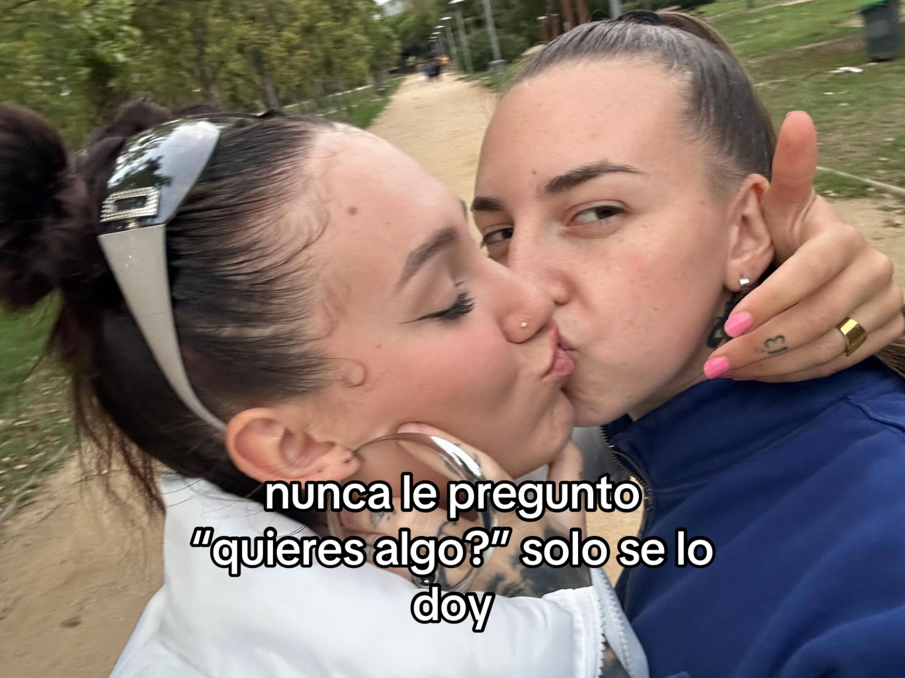 @paolaa