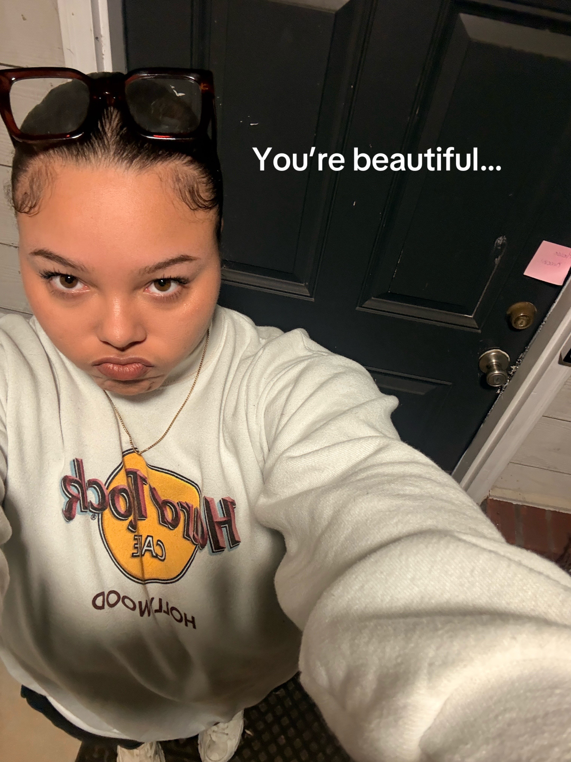 @shylynnzn