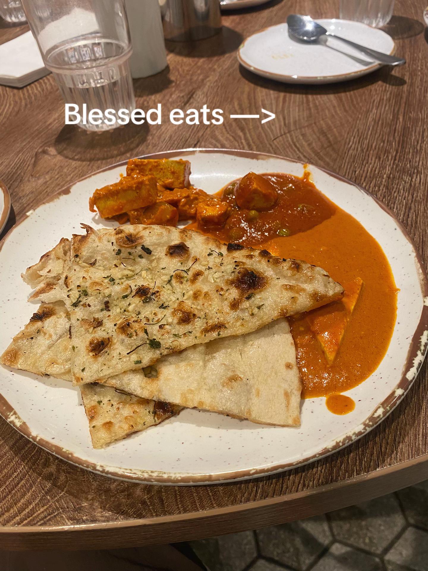 @Ayush&trade;️