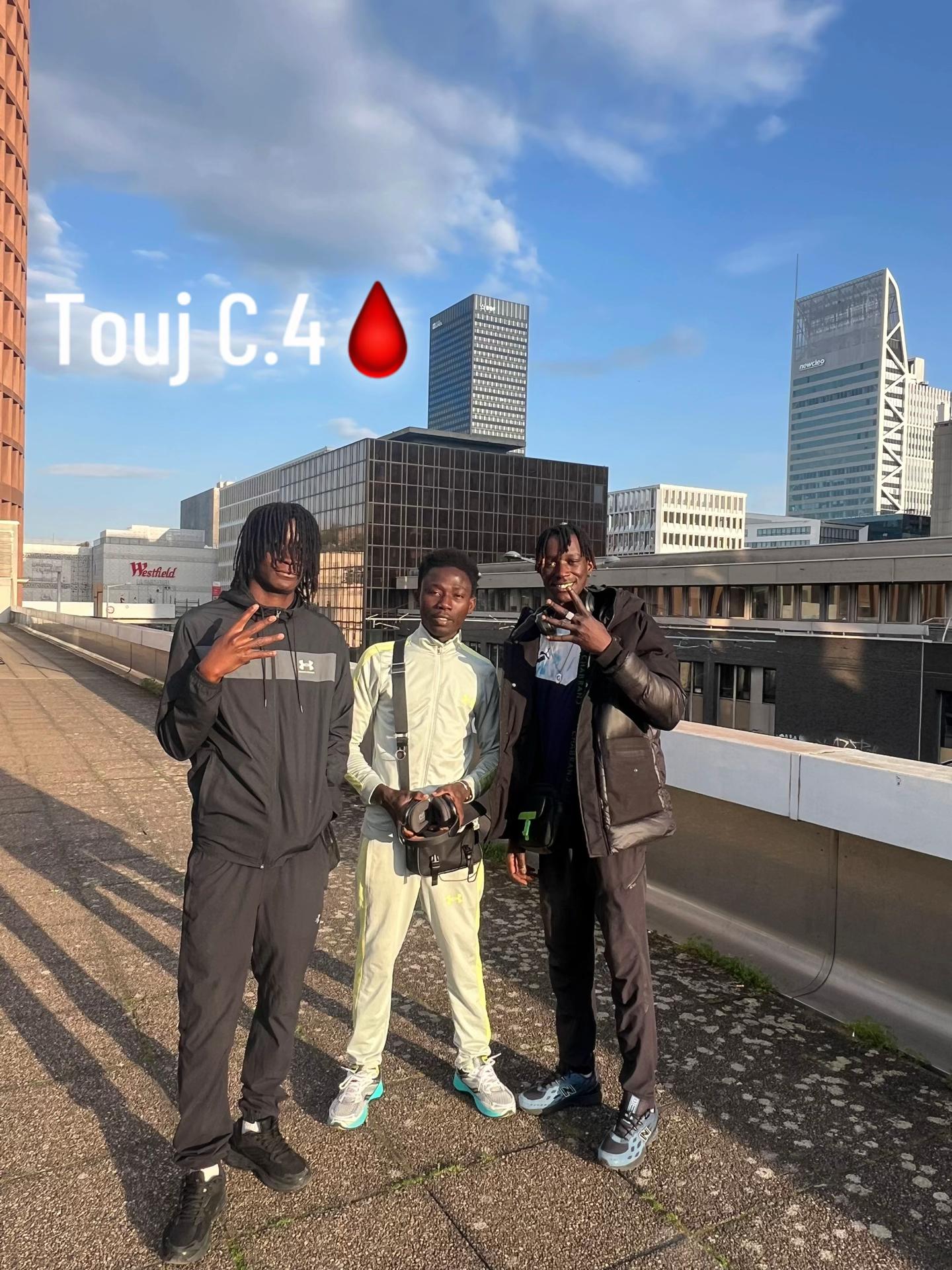 @DM🇲🇱🇸🇳