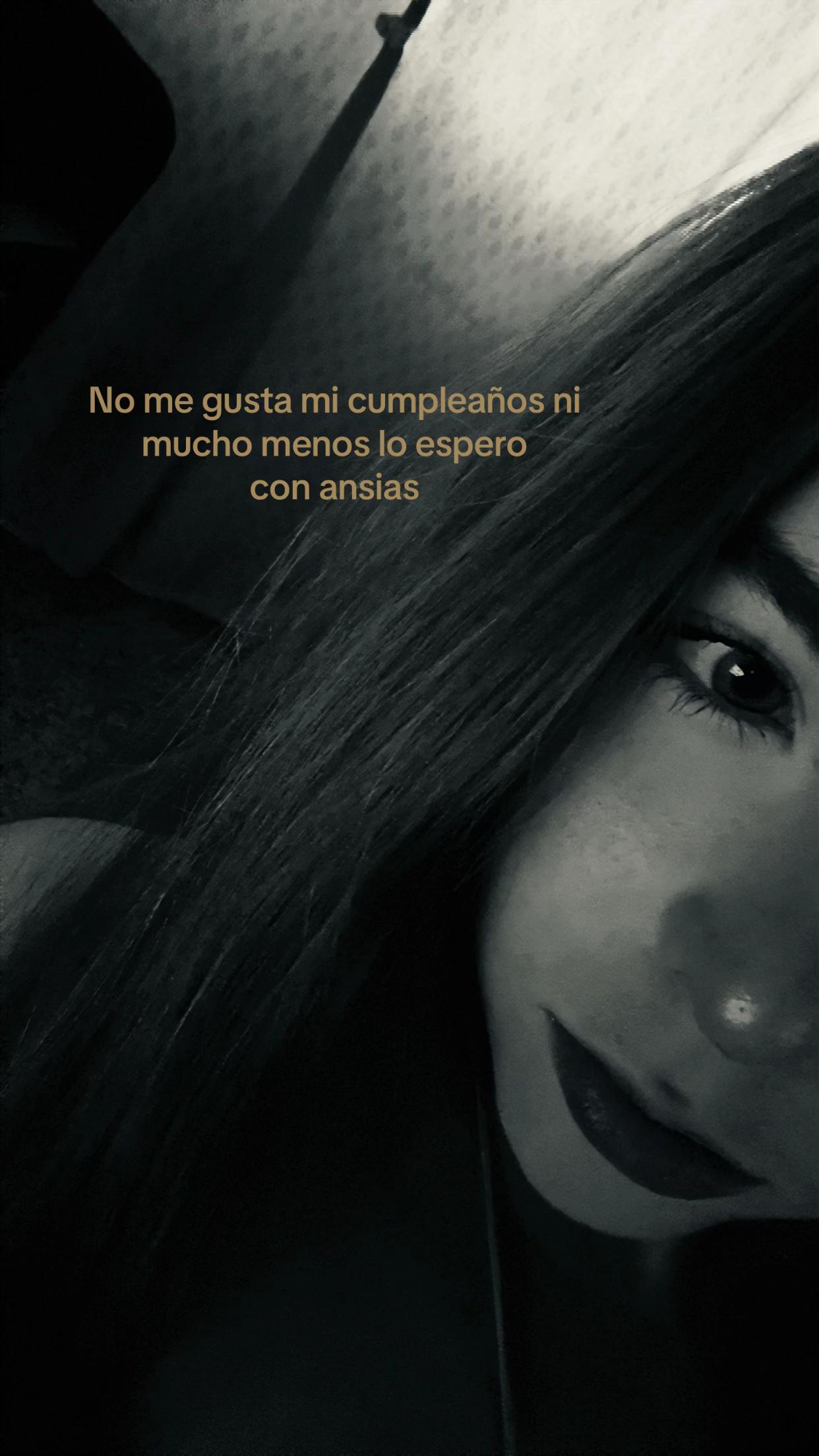 @シ