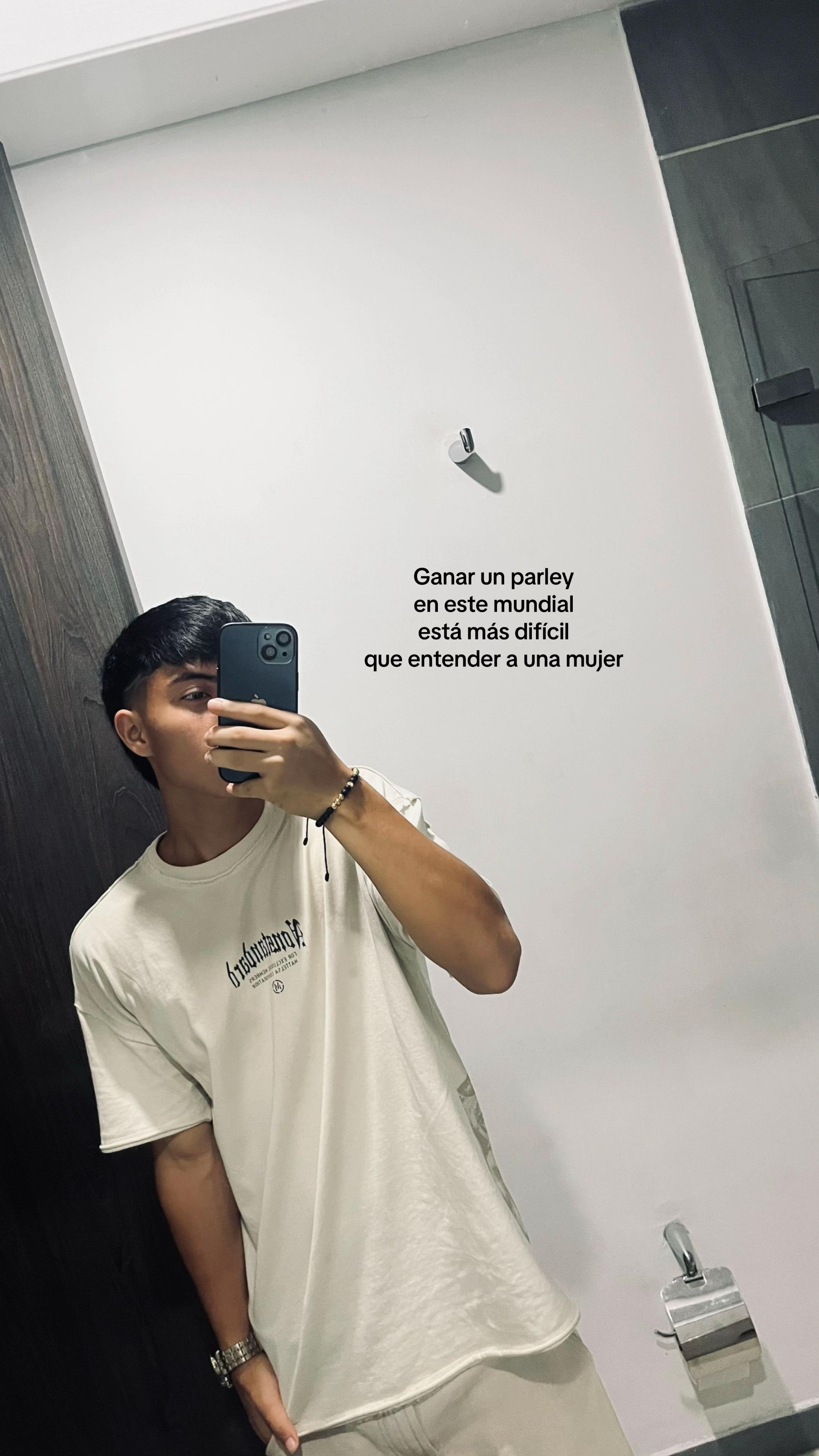 @๐๐๐๐๐๐