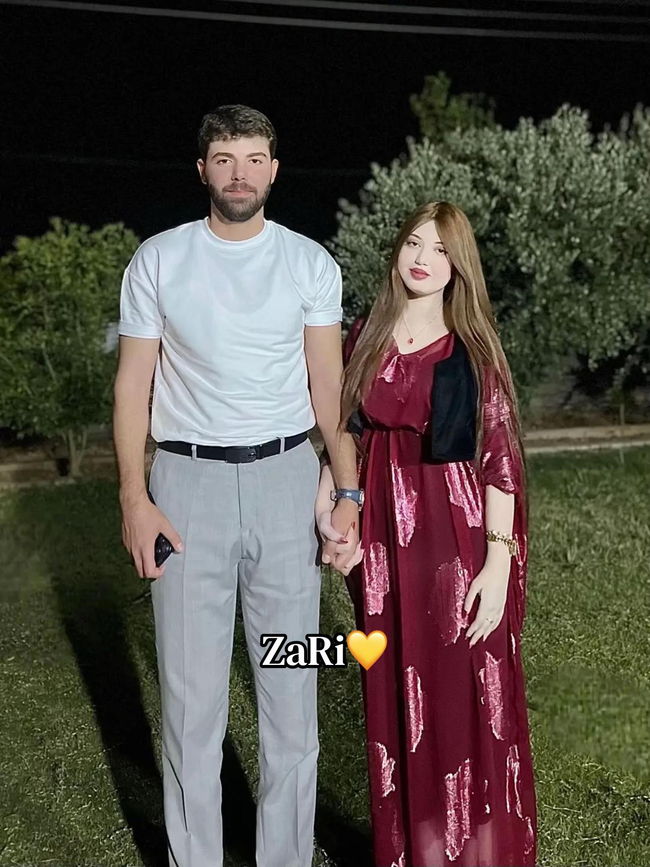 @𝐙𝐚𝐫𝐢💛