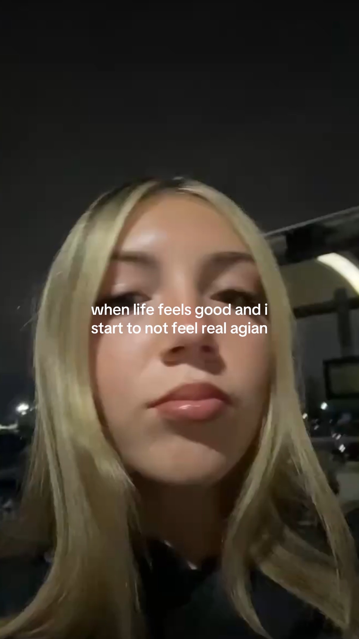 @???