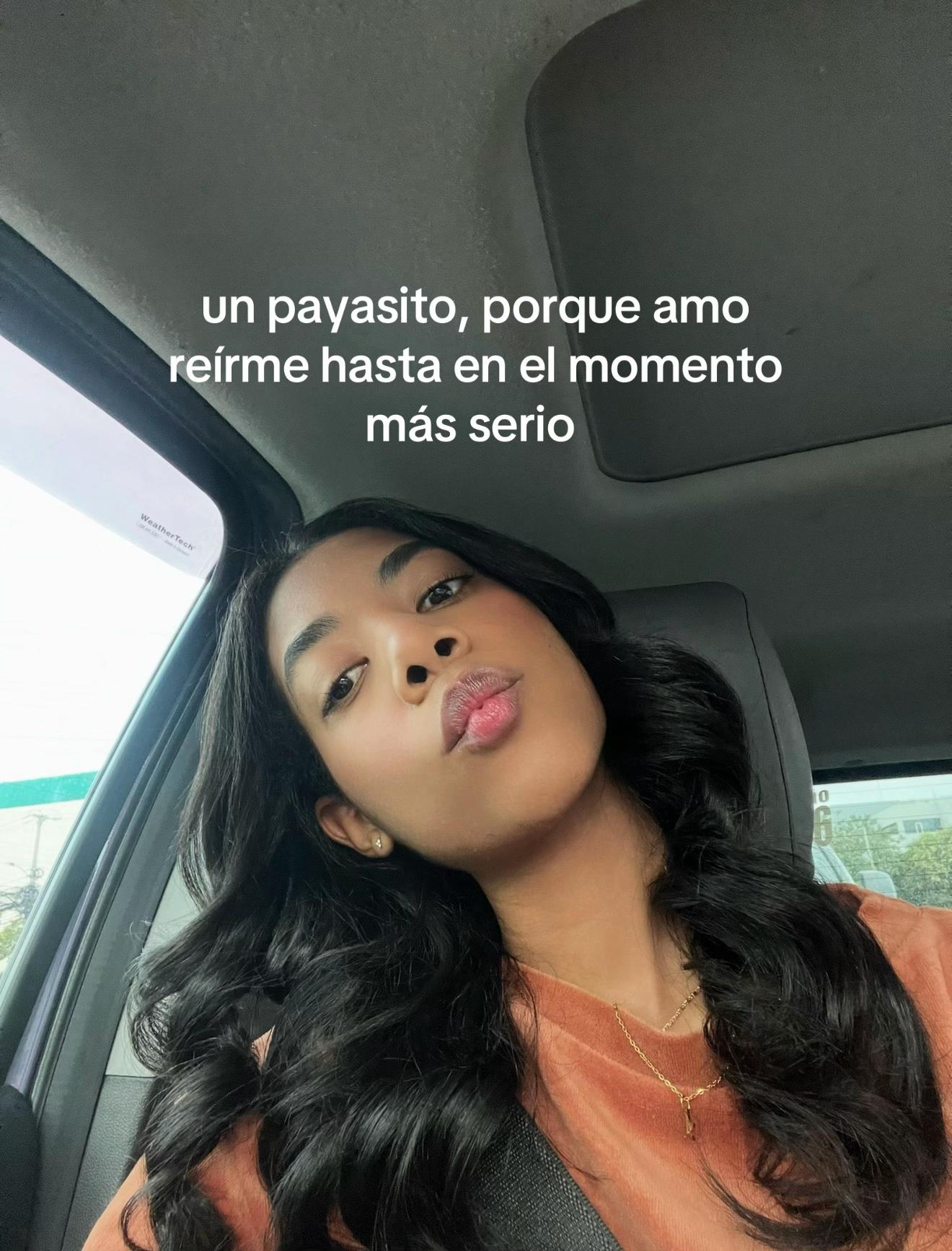 @AngieMontero__