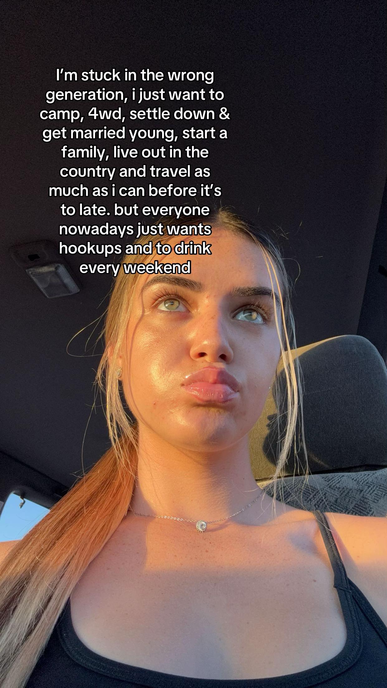 @Mckayla | solo travel ✈️🌎
