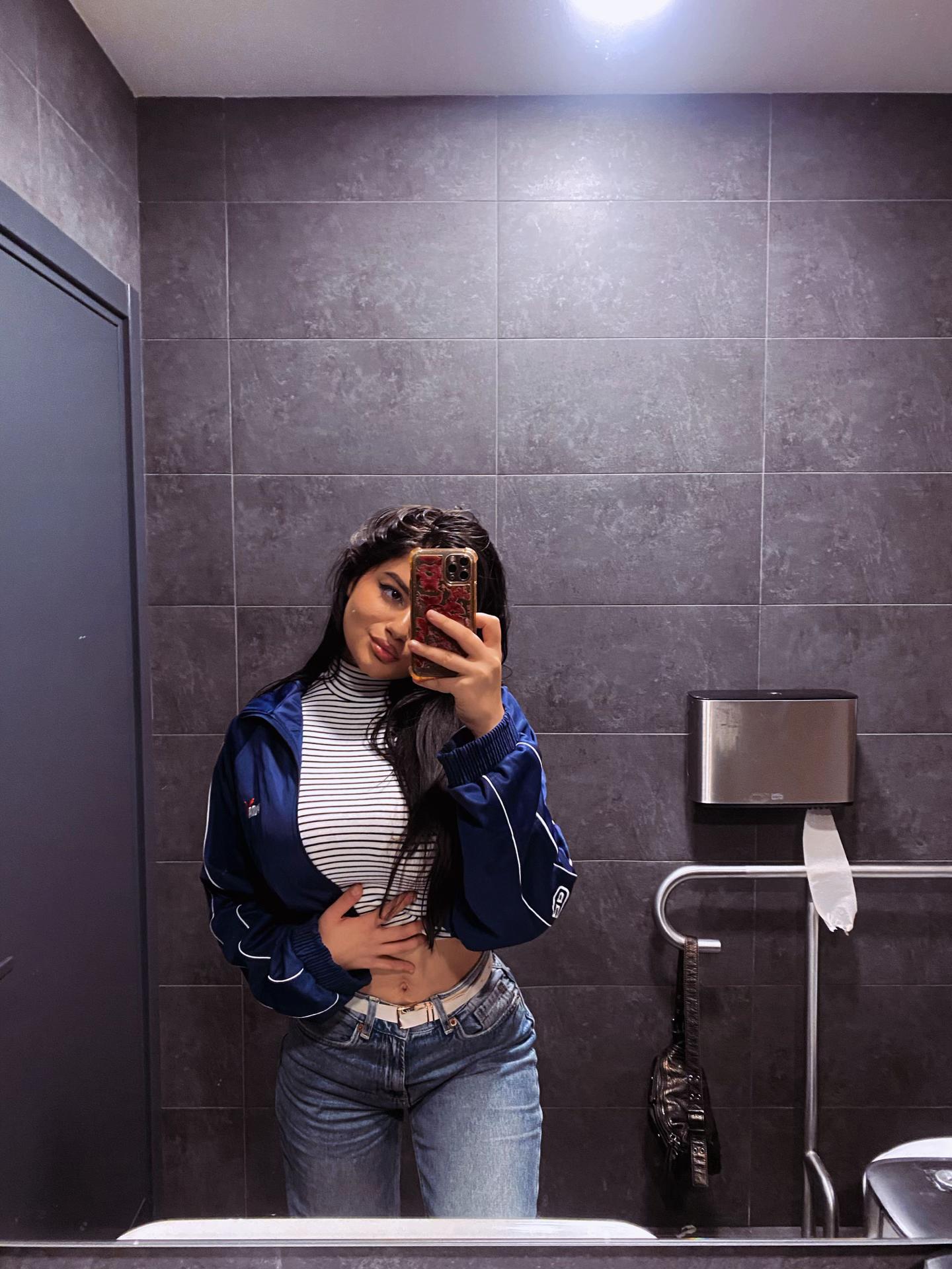 @Варя