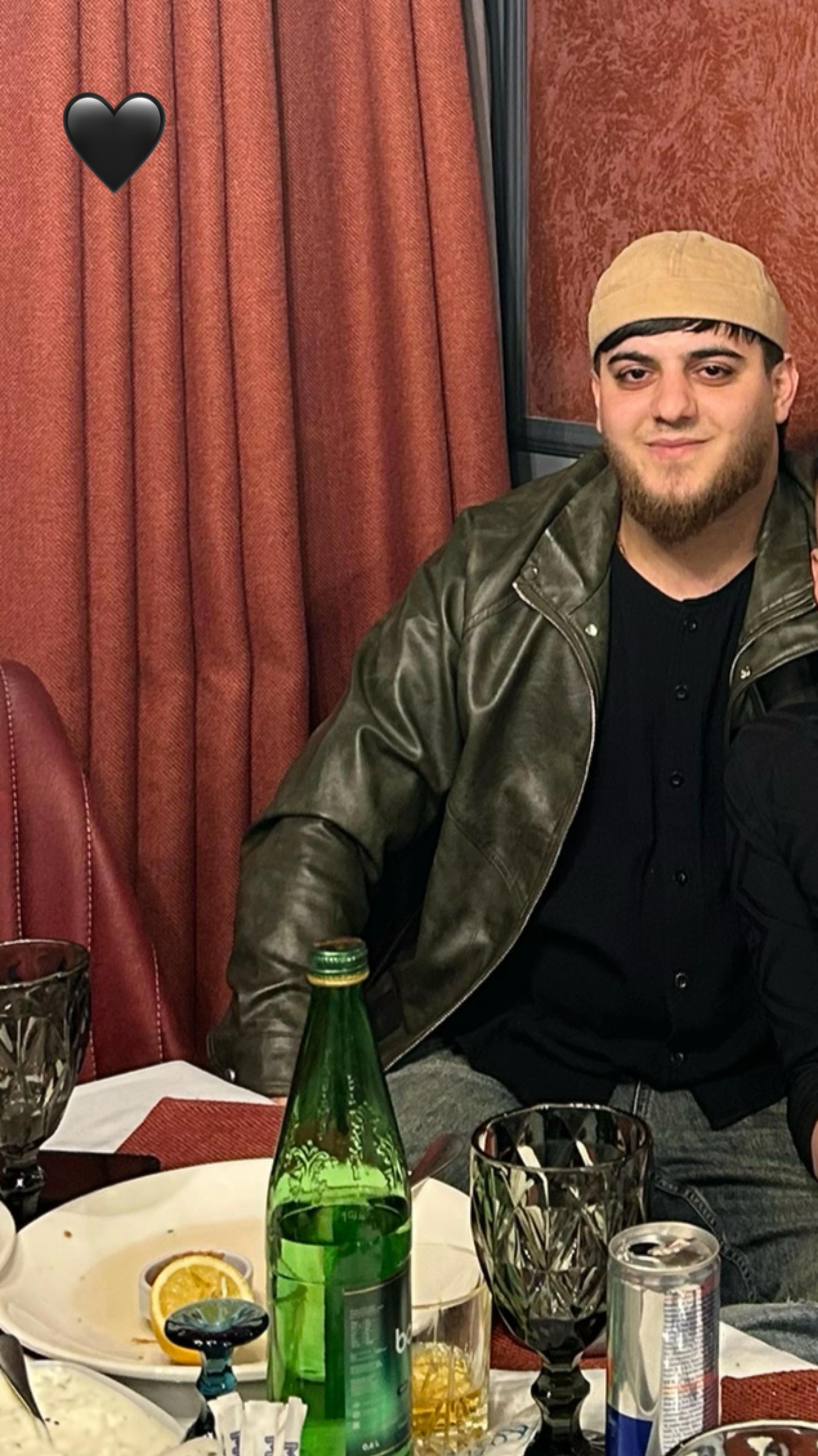 @𝓔𝓵𝓬̧𝓲𝓷 𝓶𝓮𝓶𝓶𝓮𝓭𝓸𝓿