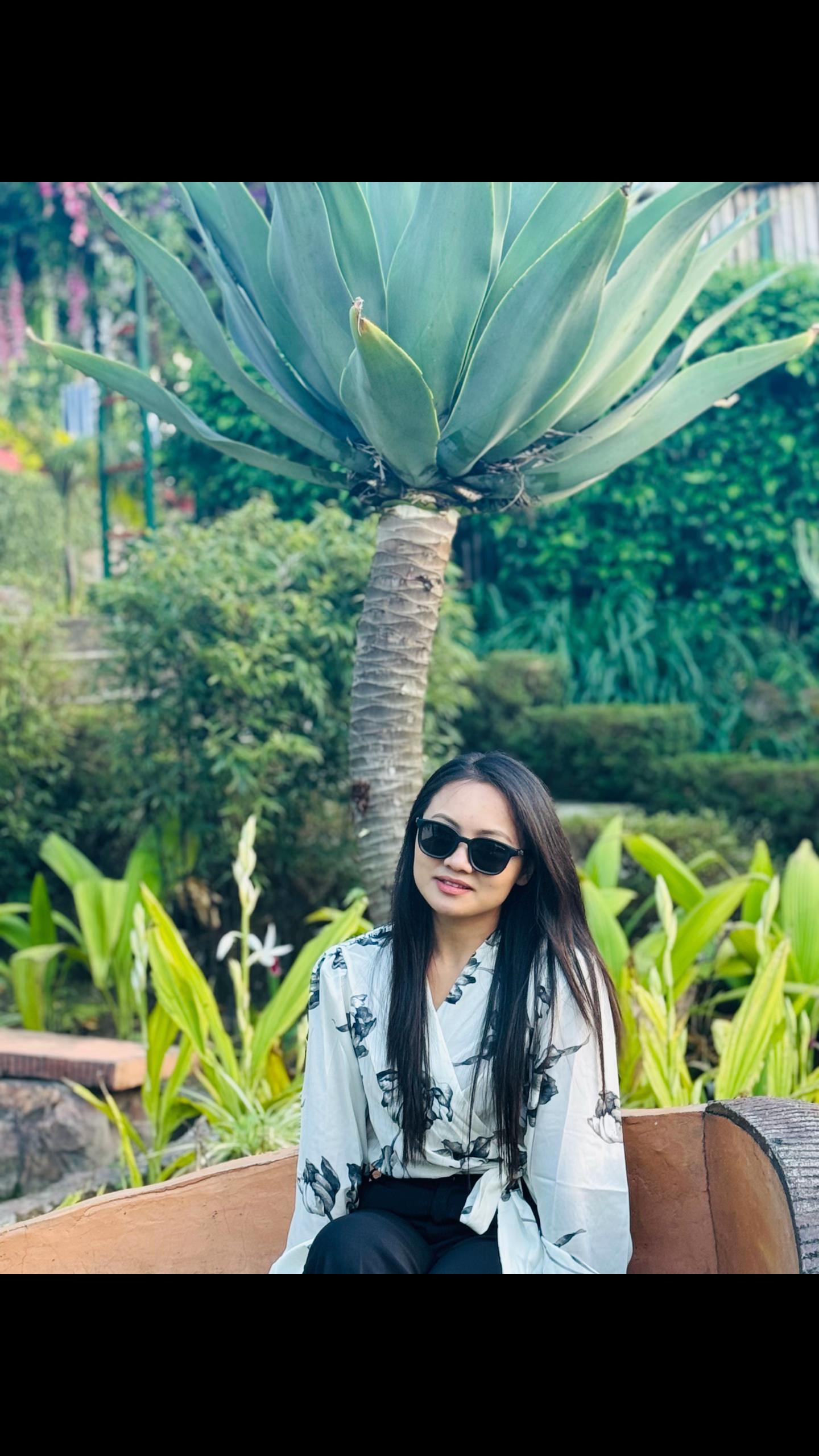 @sapana tamang🧿❤️