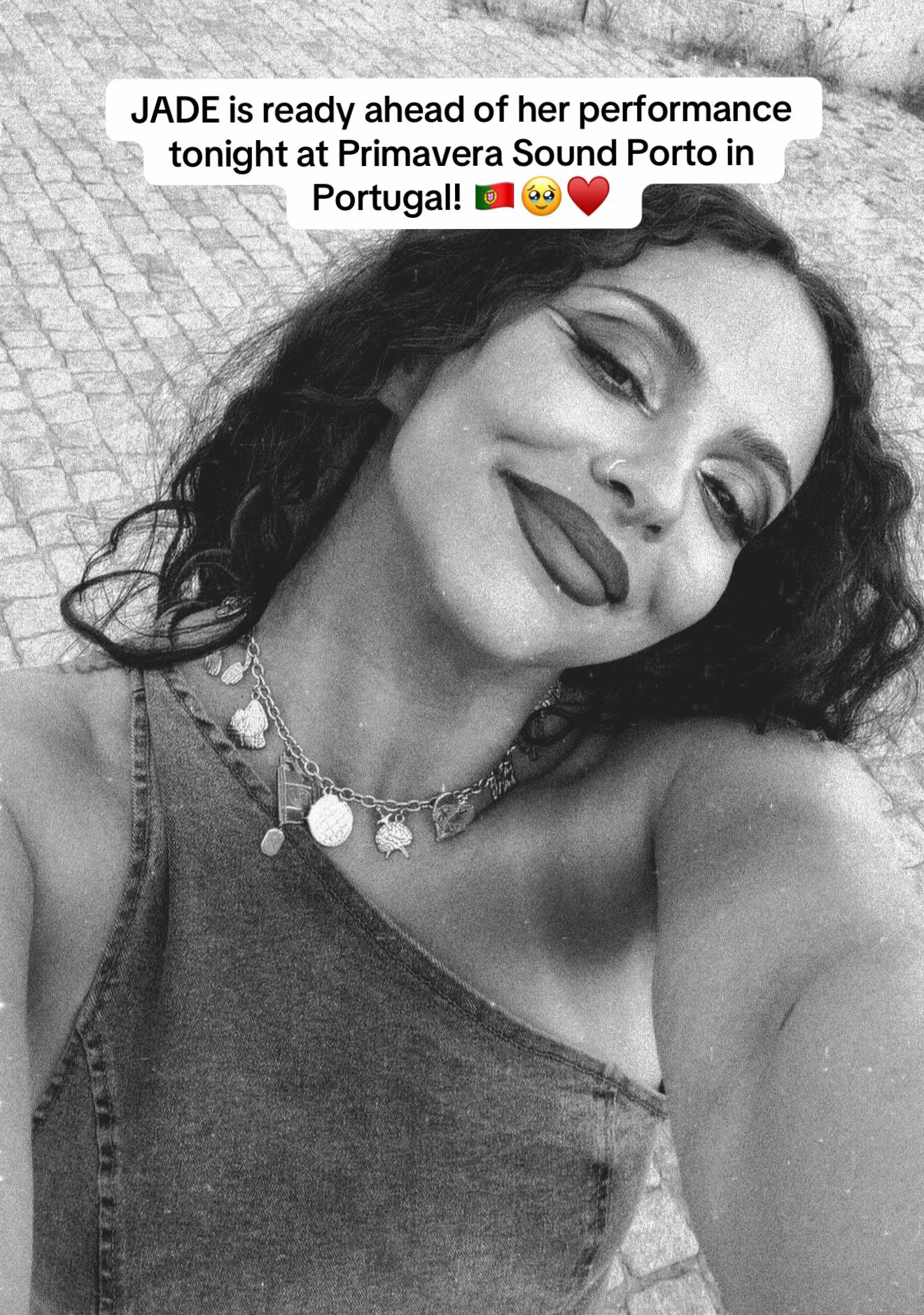 @AMY LEIGH 💫 (fan)