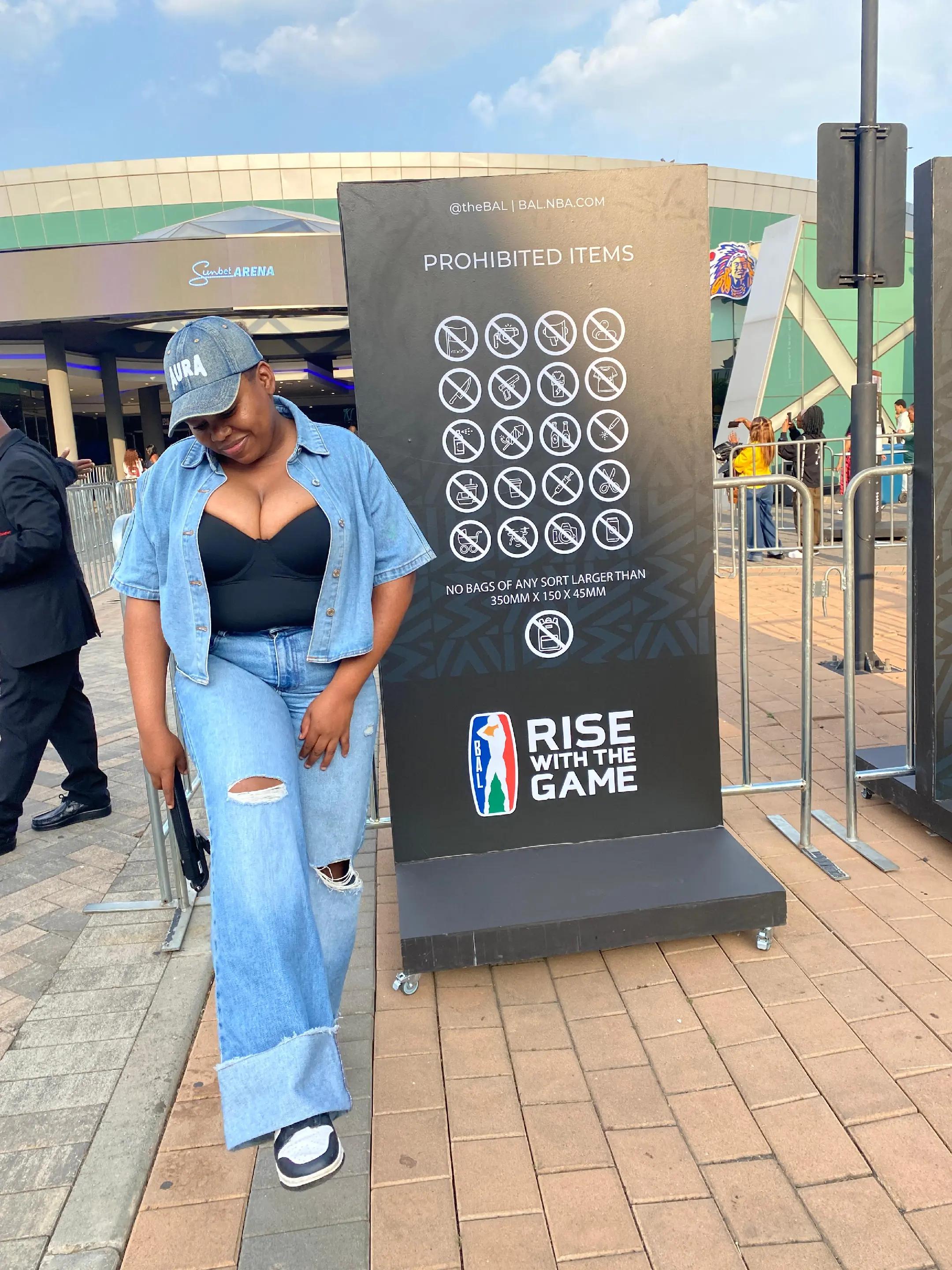 @Hlompho0722