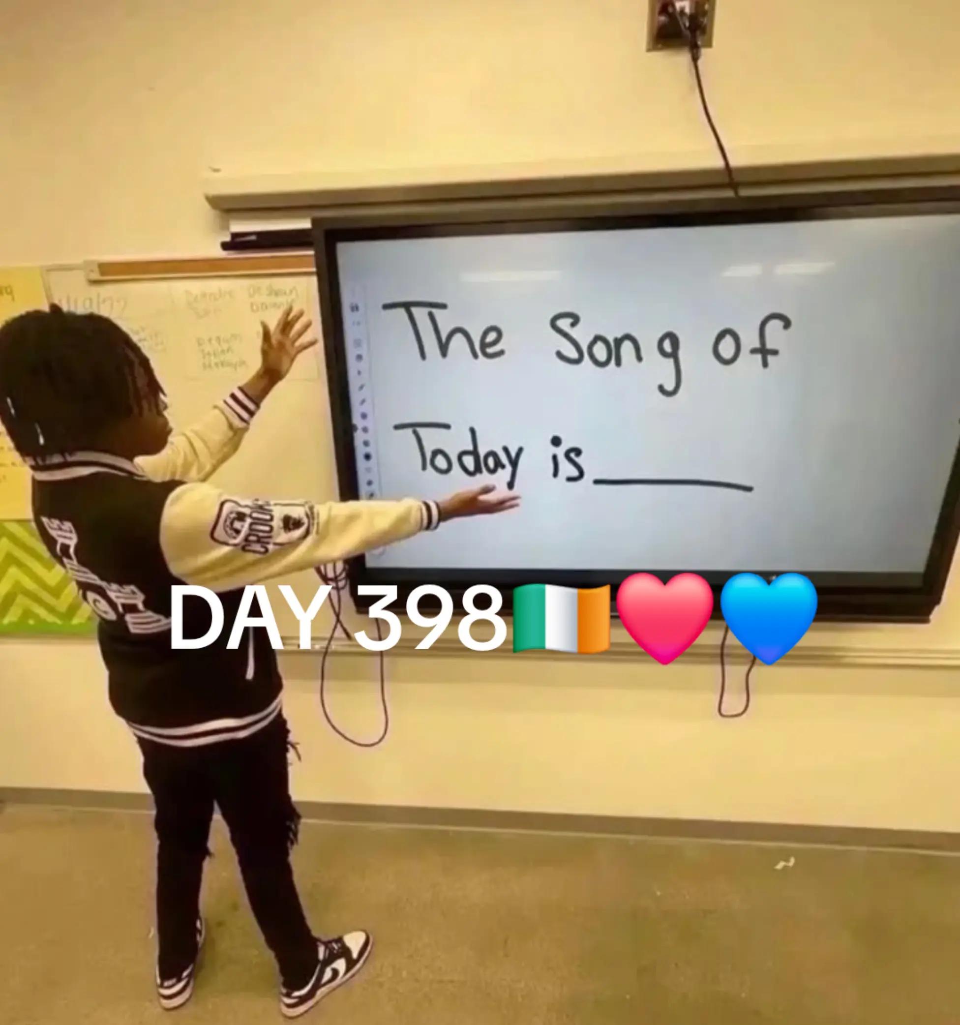 @ESC Eli🇩🇪🇬🇧🇨🇿