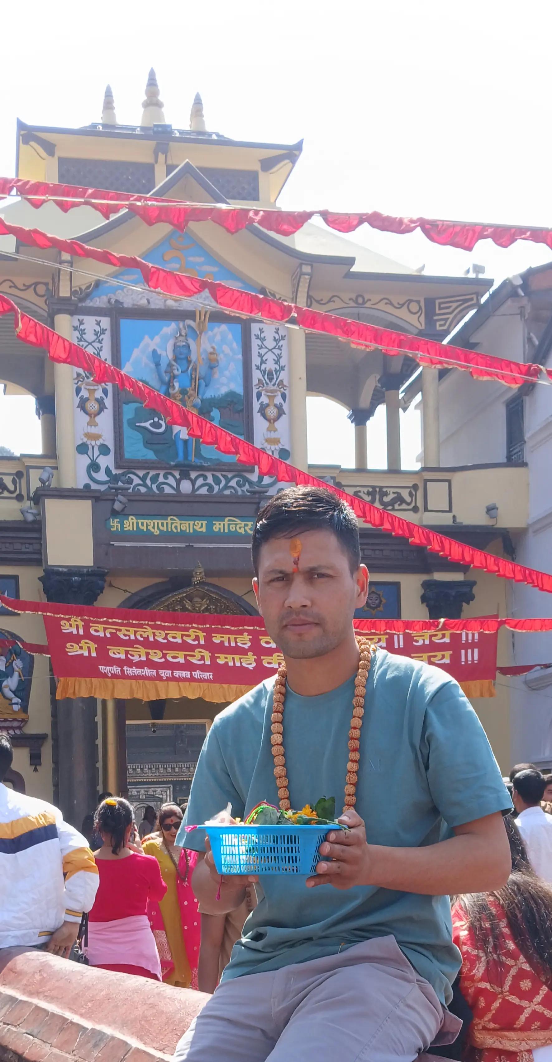 @🪷🪷🕸prakash vs adhikari🪷🪷