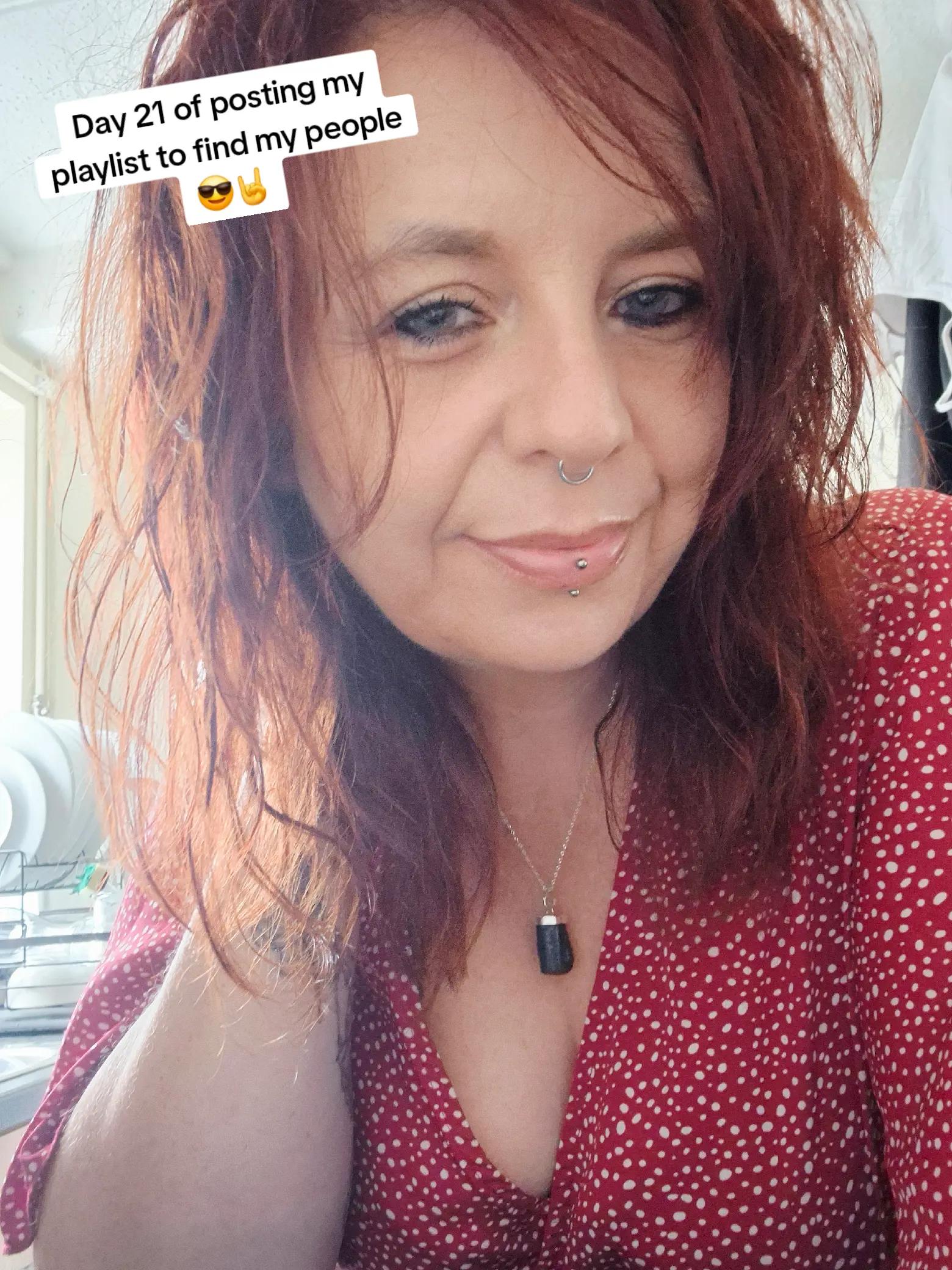 @#80sbaby90sgirl💜💜