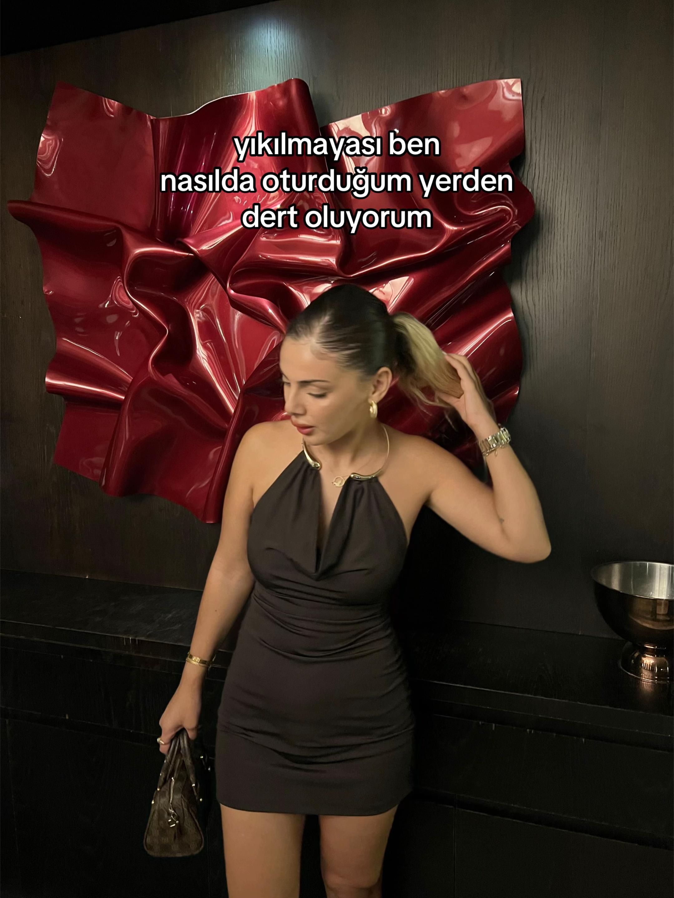 @E✨