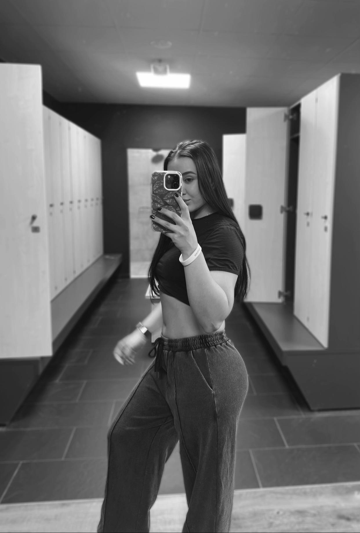 @𝒜𝓃𝓃𝑔𝑒.𝓁𝒾𝓃𝒶