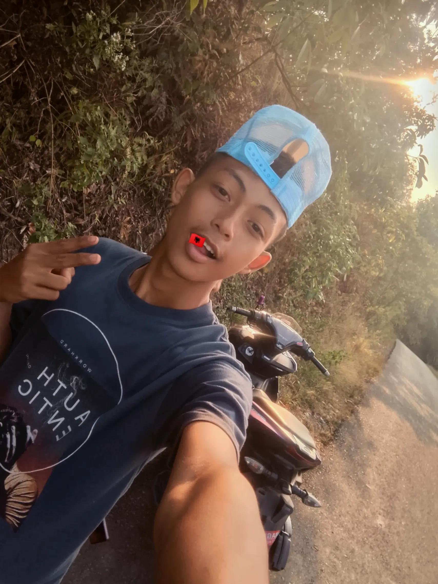 @yanzx🤡🙍&zwj;♂️