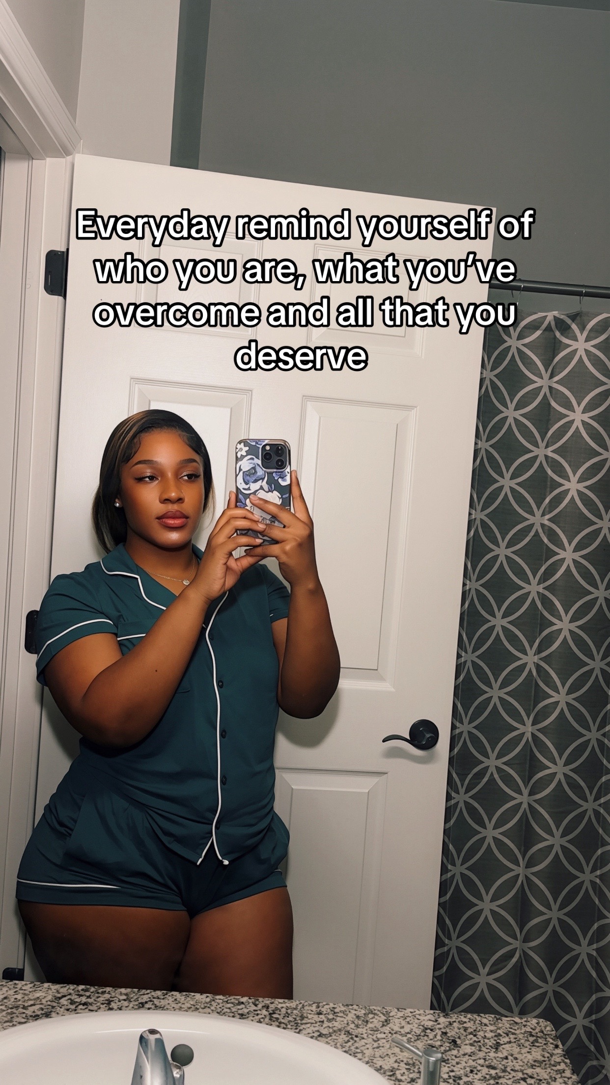 @Romona🍯