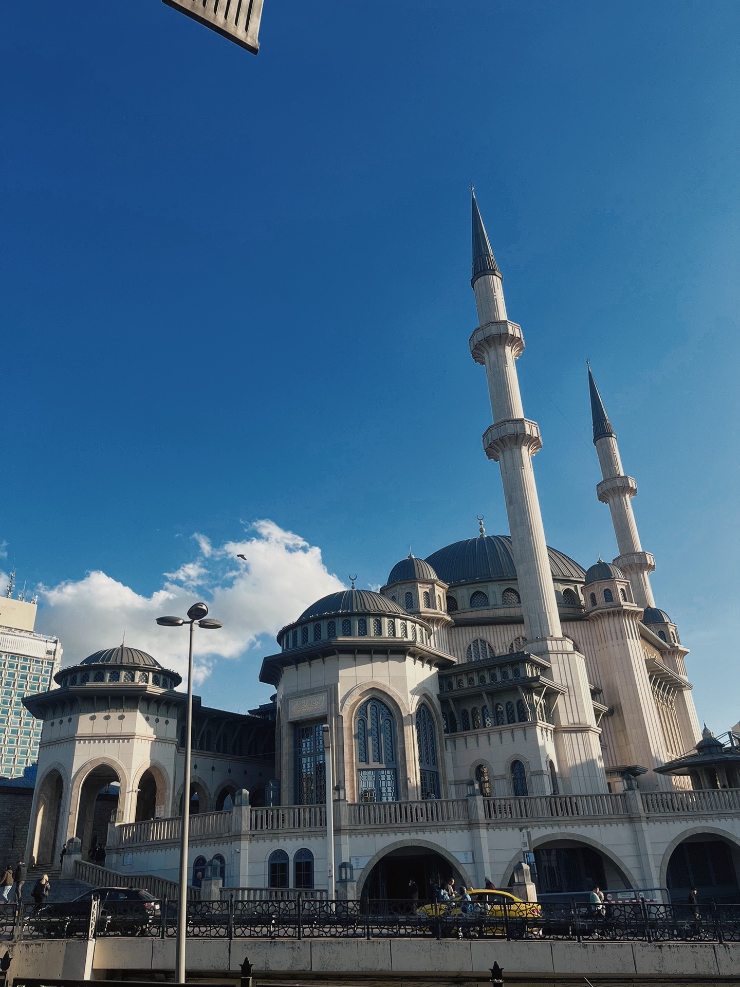 @K&uuml;bra