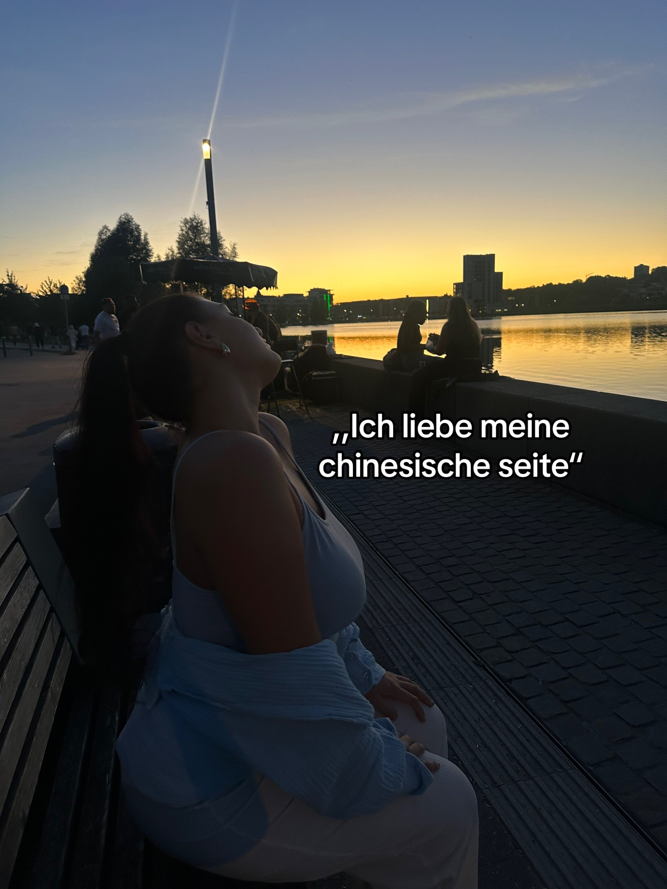 @annaxamira