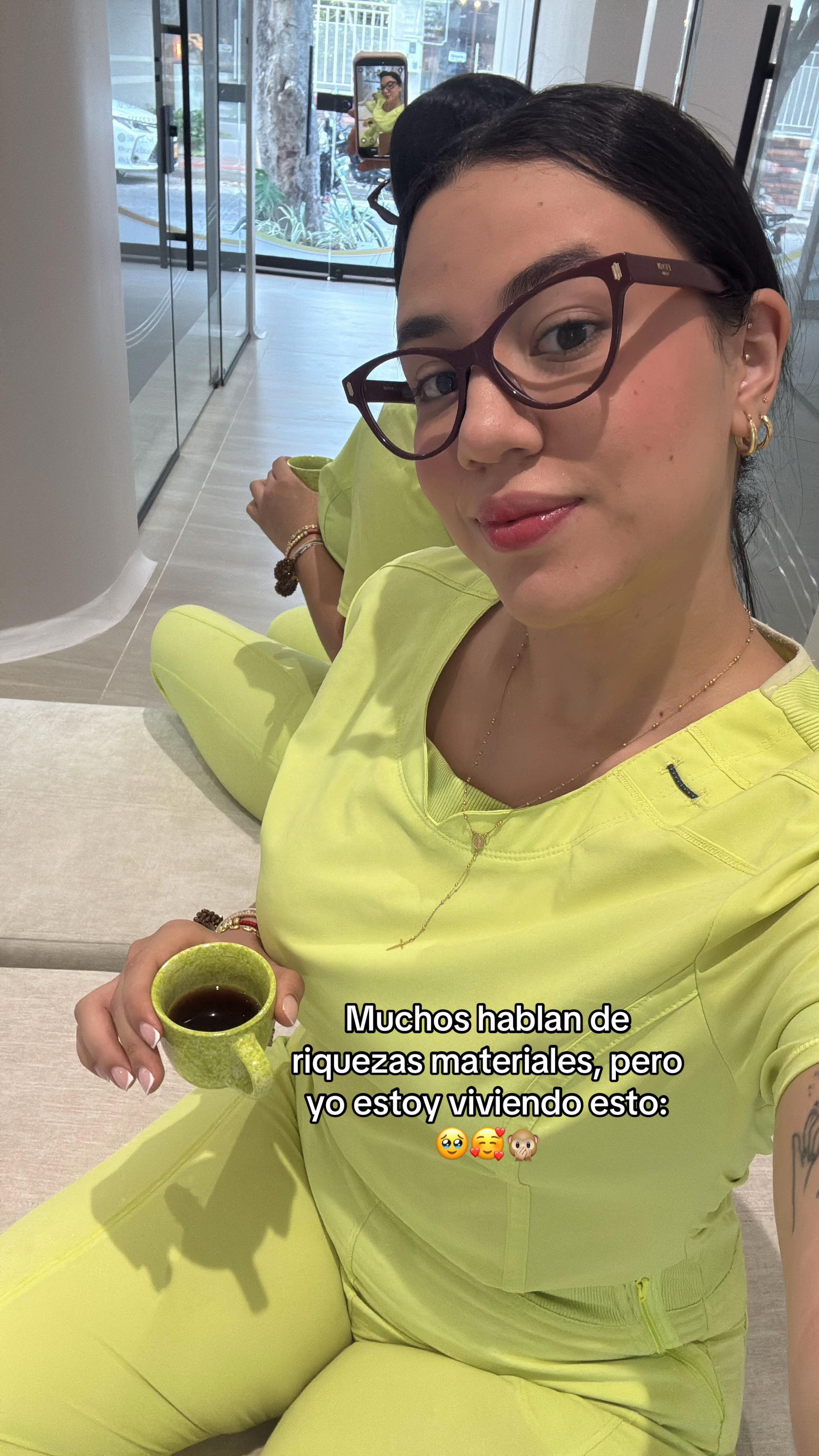 @Mar&iacute;a Ang&eacute;lica👩🏻&zwj;⚕️🦷✨
