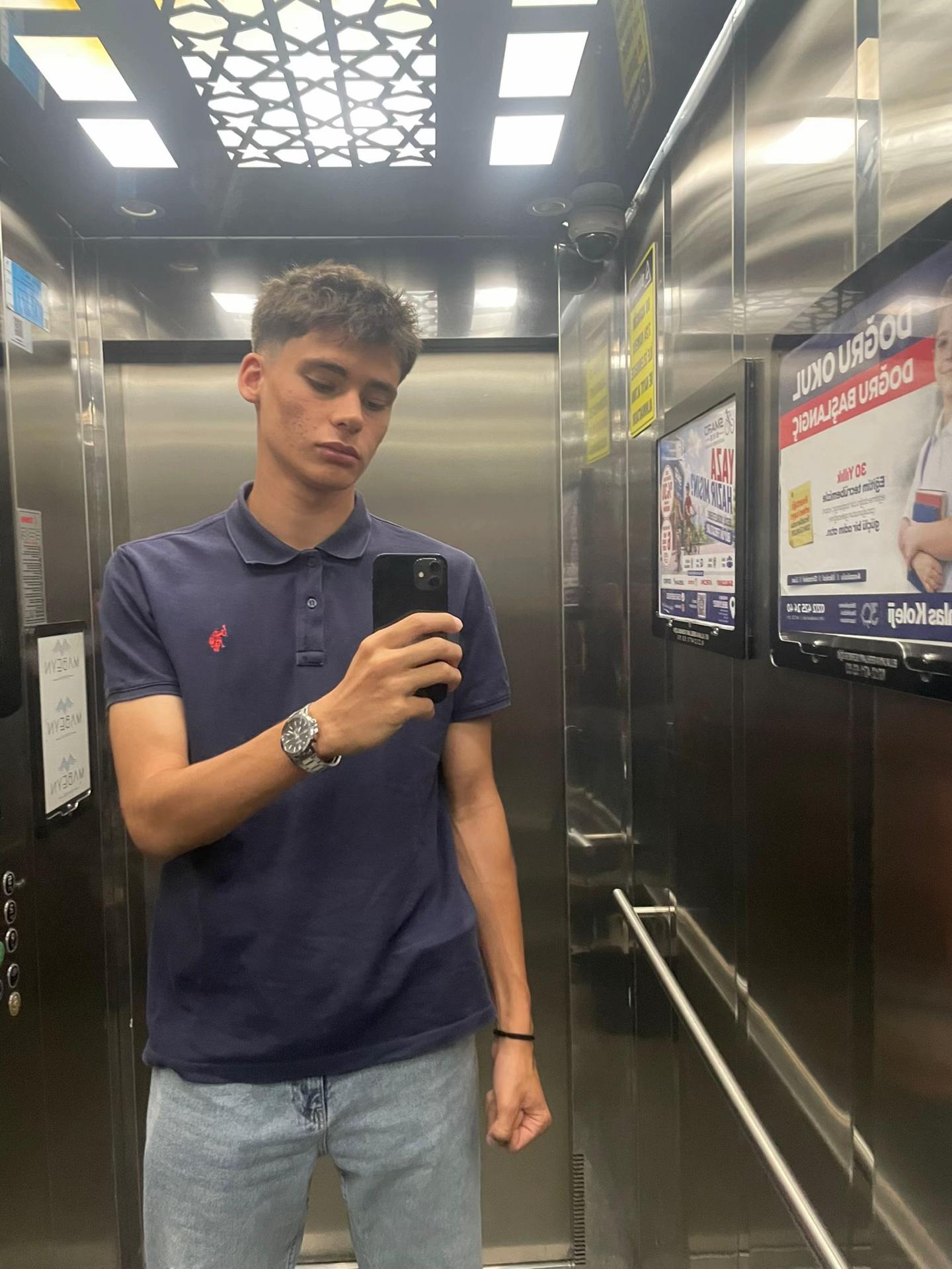 @flaayinyo