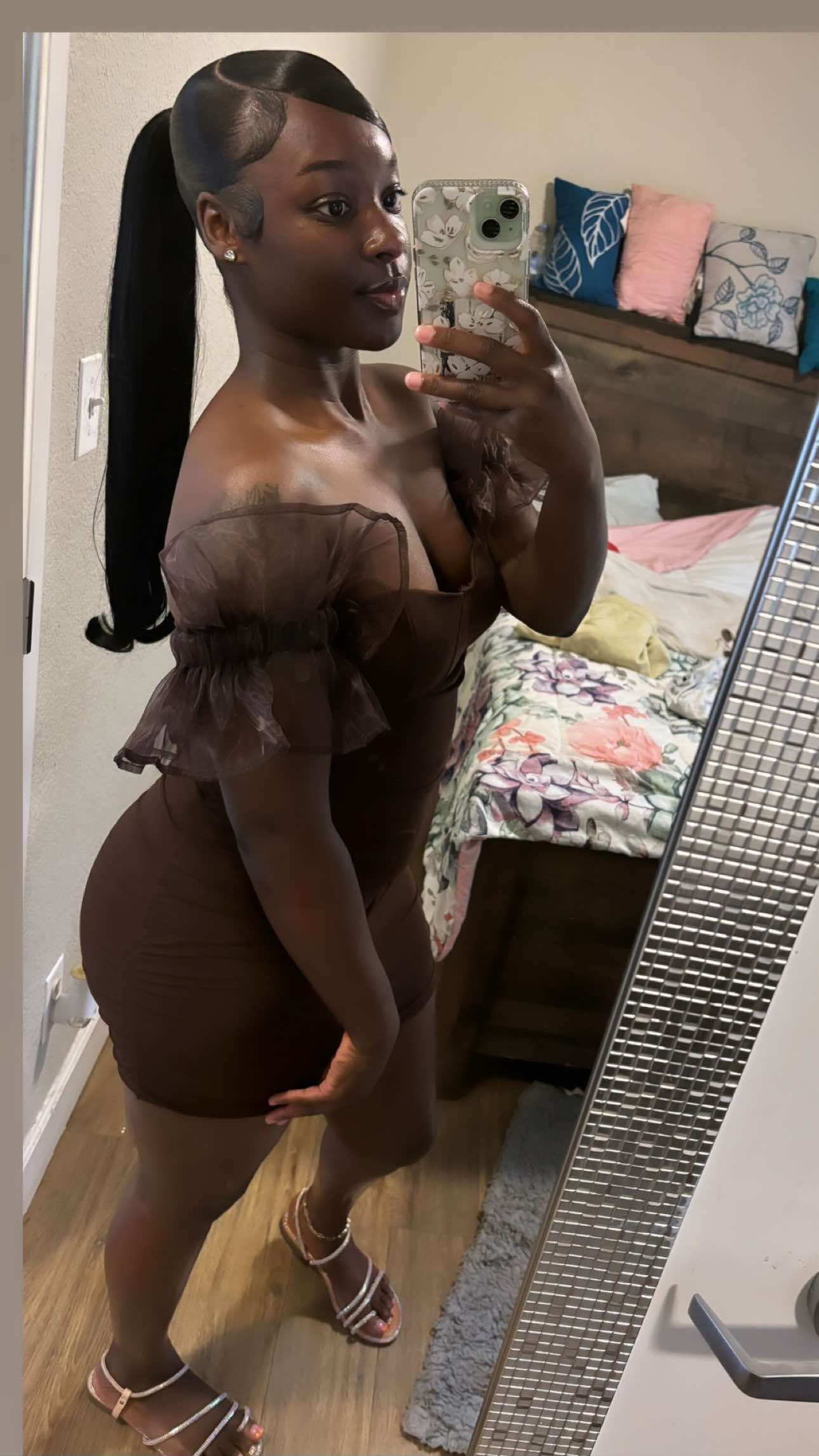 @Niya.Brown