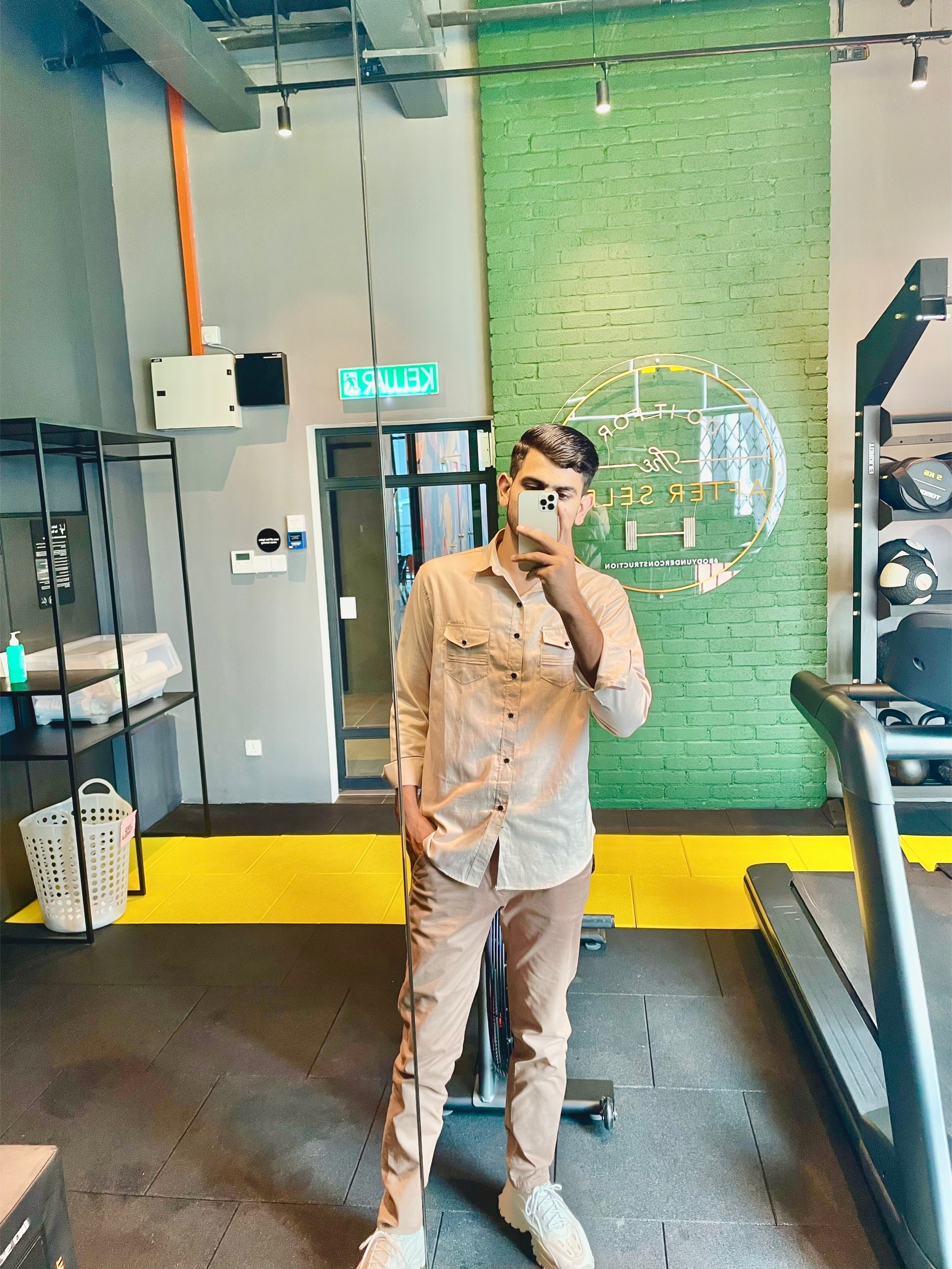 @Malik 乙eshan Awan⚜️
