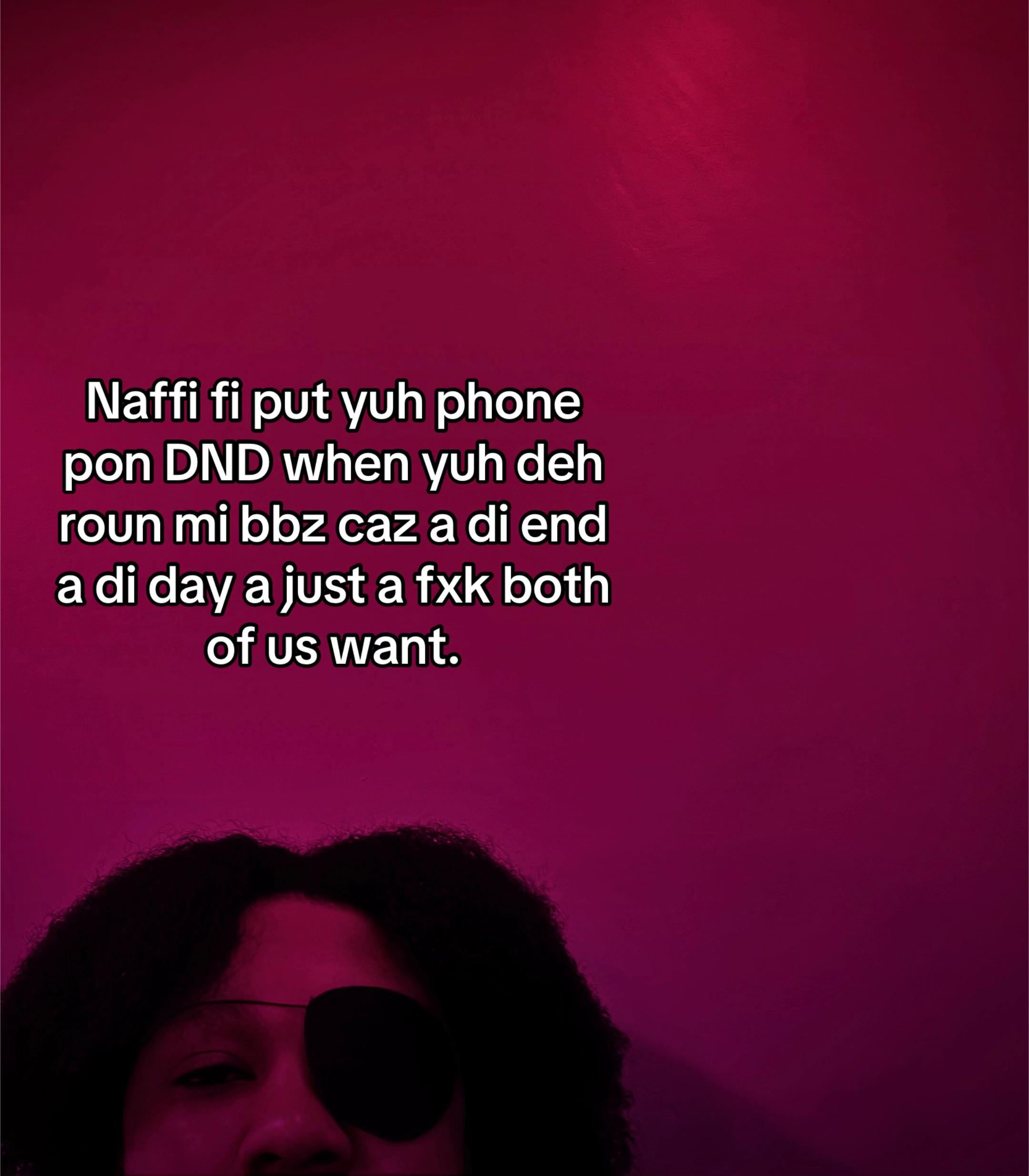 @𓁿