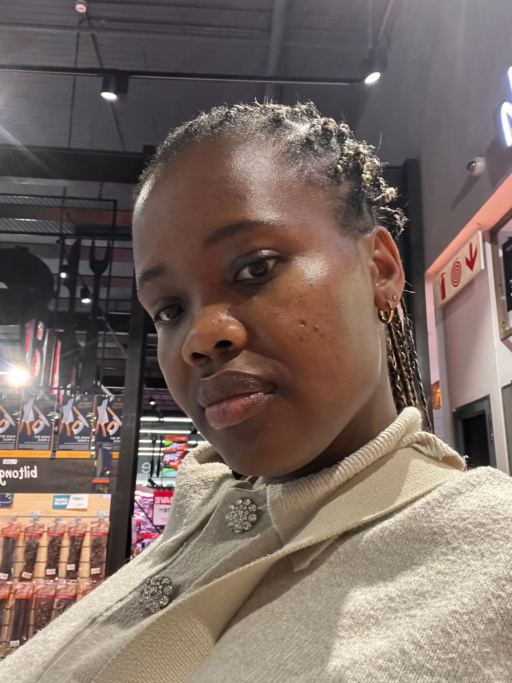 @Buhle Mabutyana