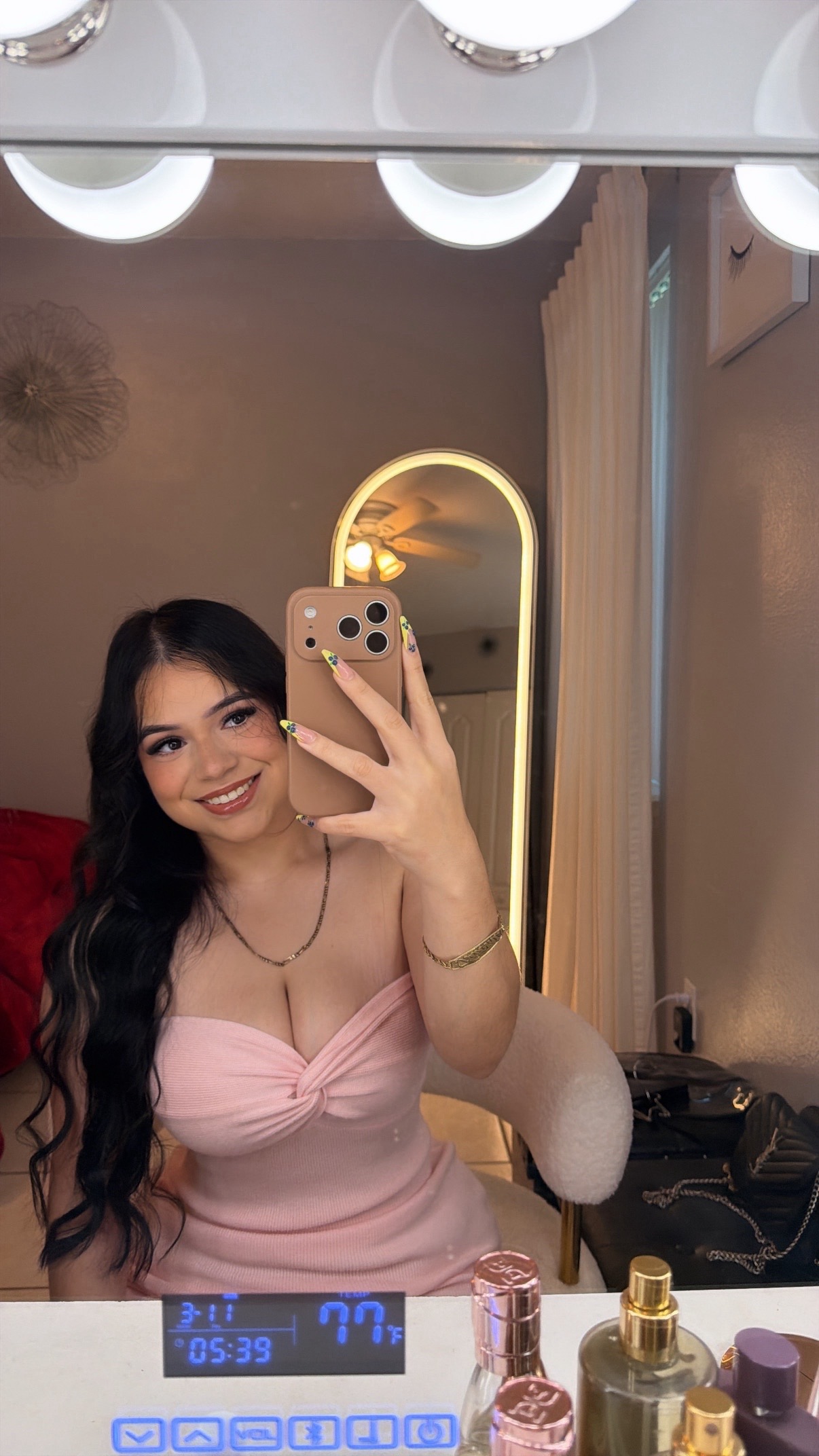 @Naomi🩷