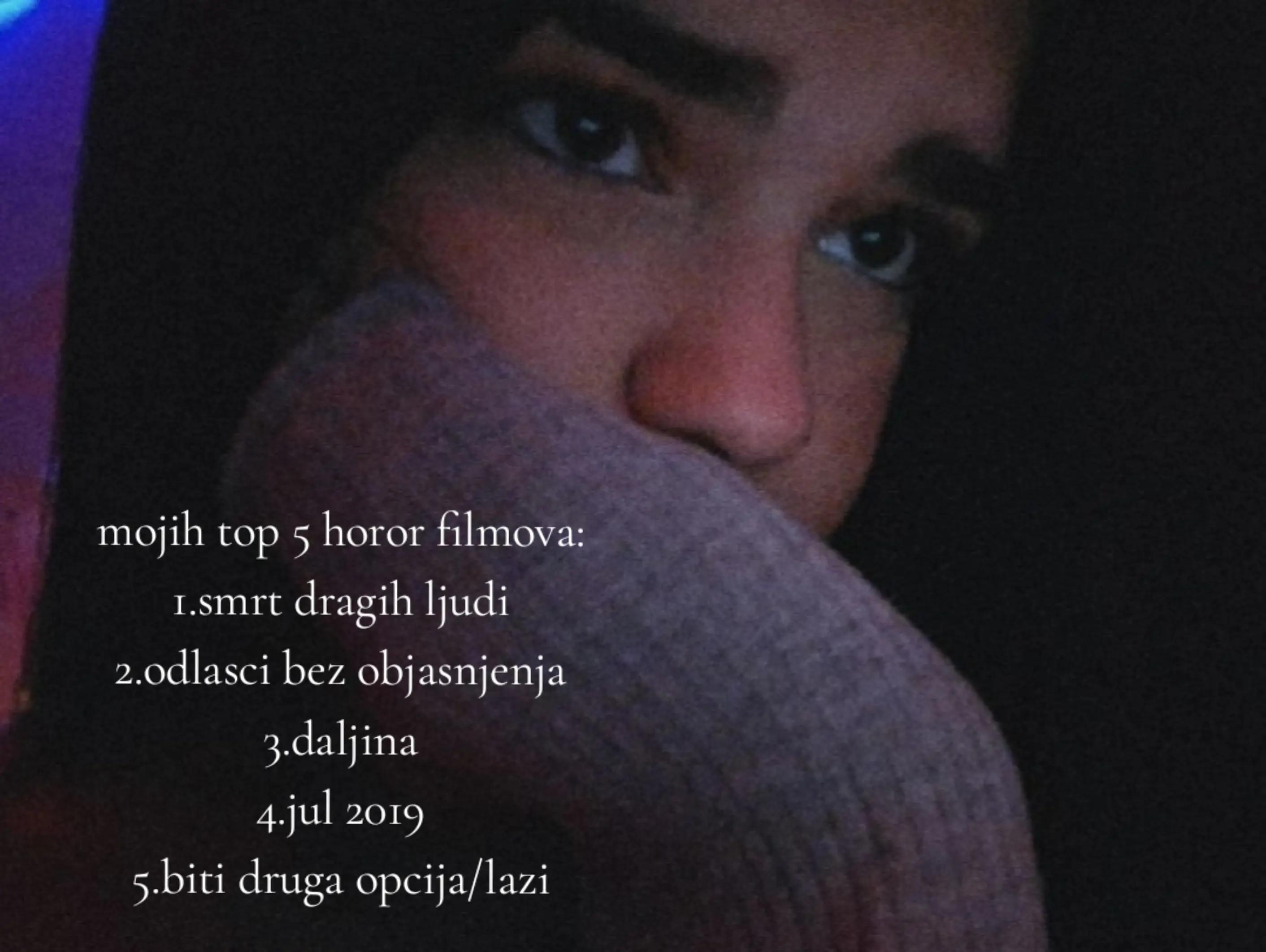@🧸