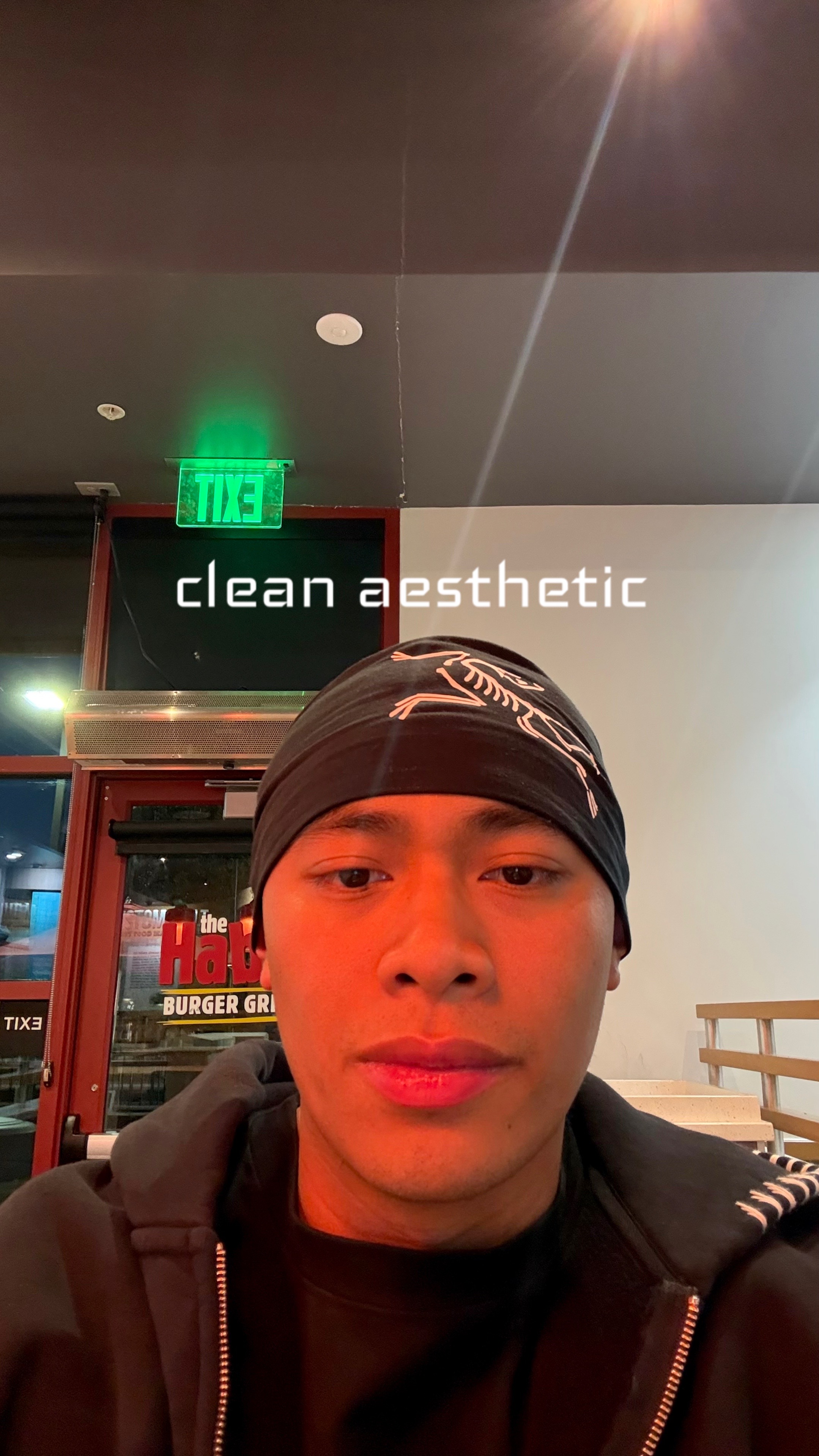 @jezvandrew